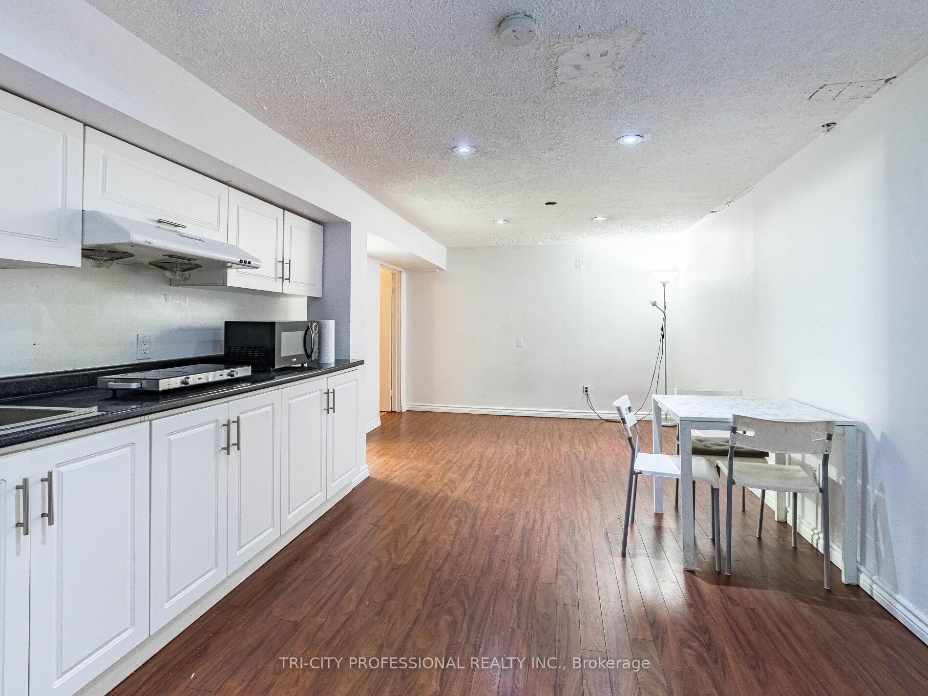 Photo 7 of 69 Greenwood Crescent, Brampton, Northgate — HOMEH
