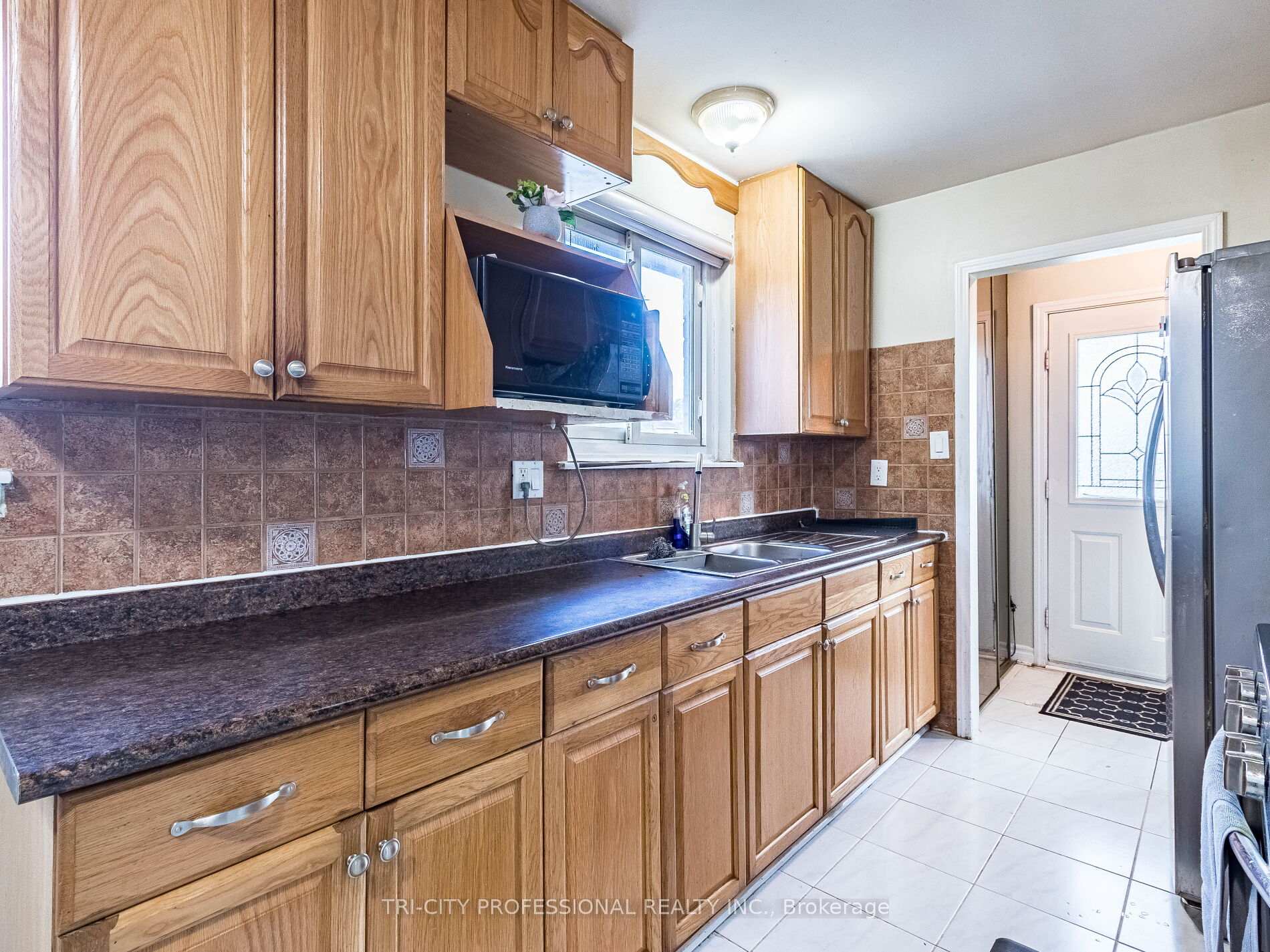 Photo 23 of 69 Greenwood Crescent, Brampton, Northgate — HOMEH