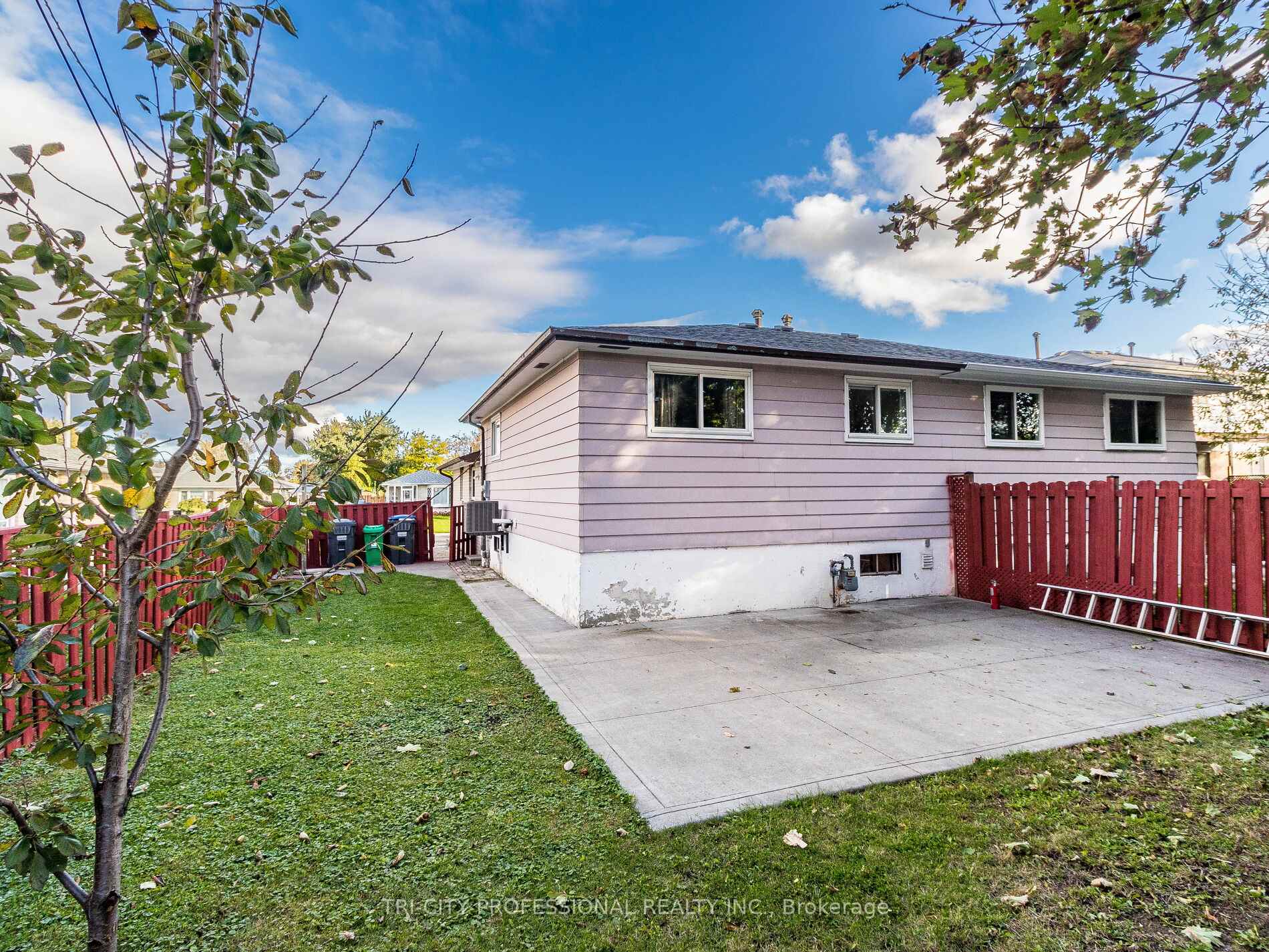 Photo 39 of 69 Greenwood Crescent, Brampton, Northgate — HOMEH