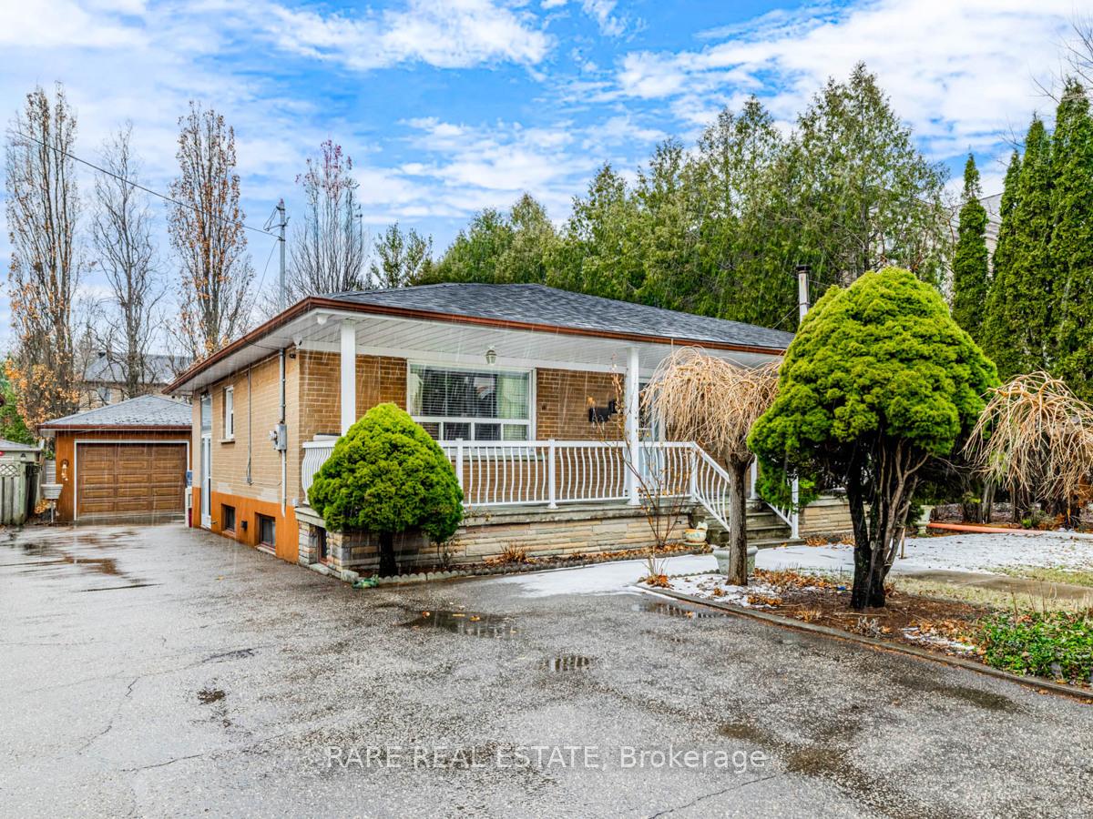 Photo 9 of 101 Hillmount Avenue, Toronto, Englemount-Lawrence — HOMEH