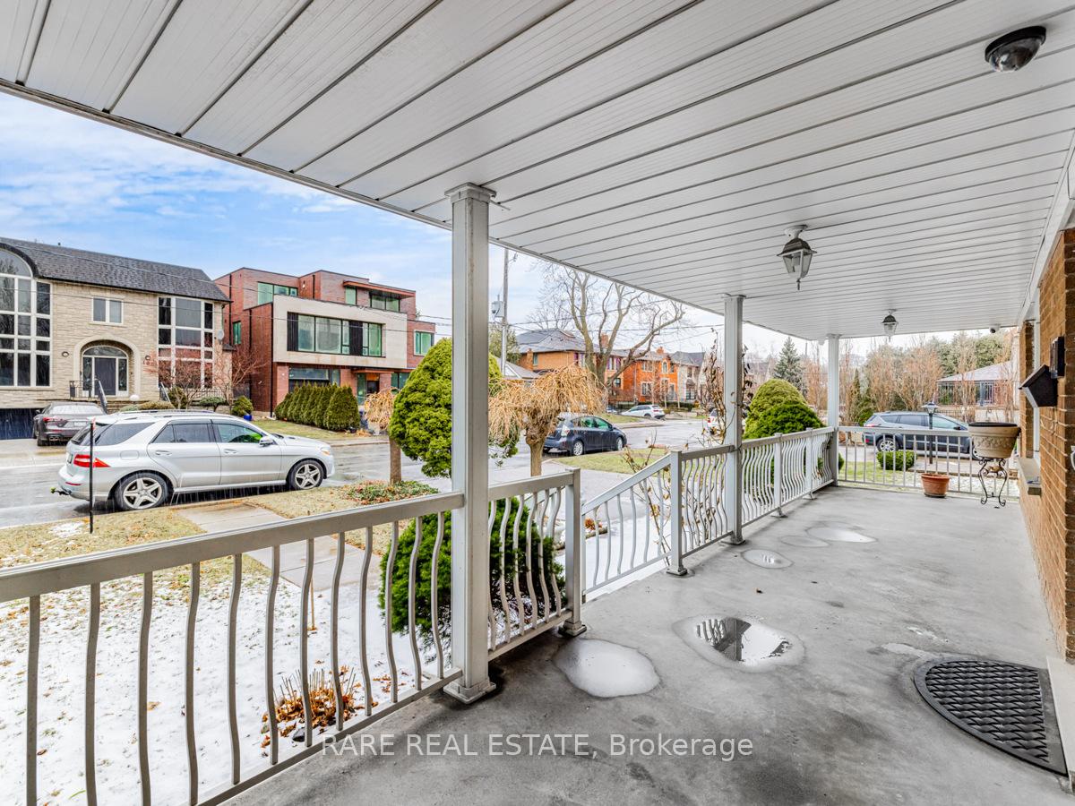 Photo 7 of 101 Hillmount Avenue, Toronto, Englemount-Lawrence — HOMEH