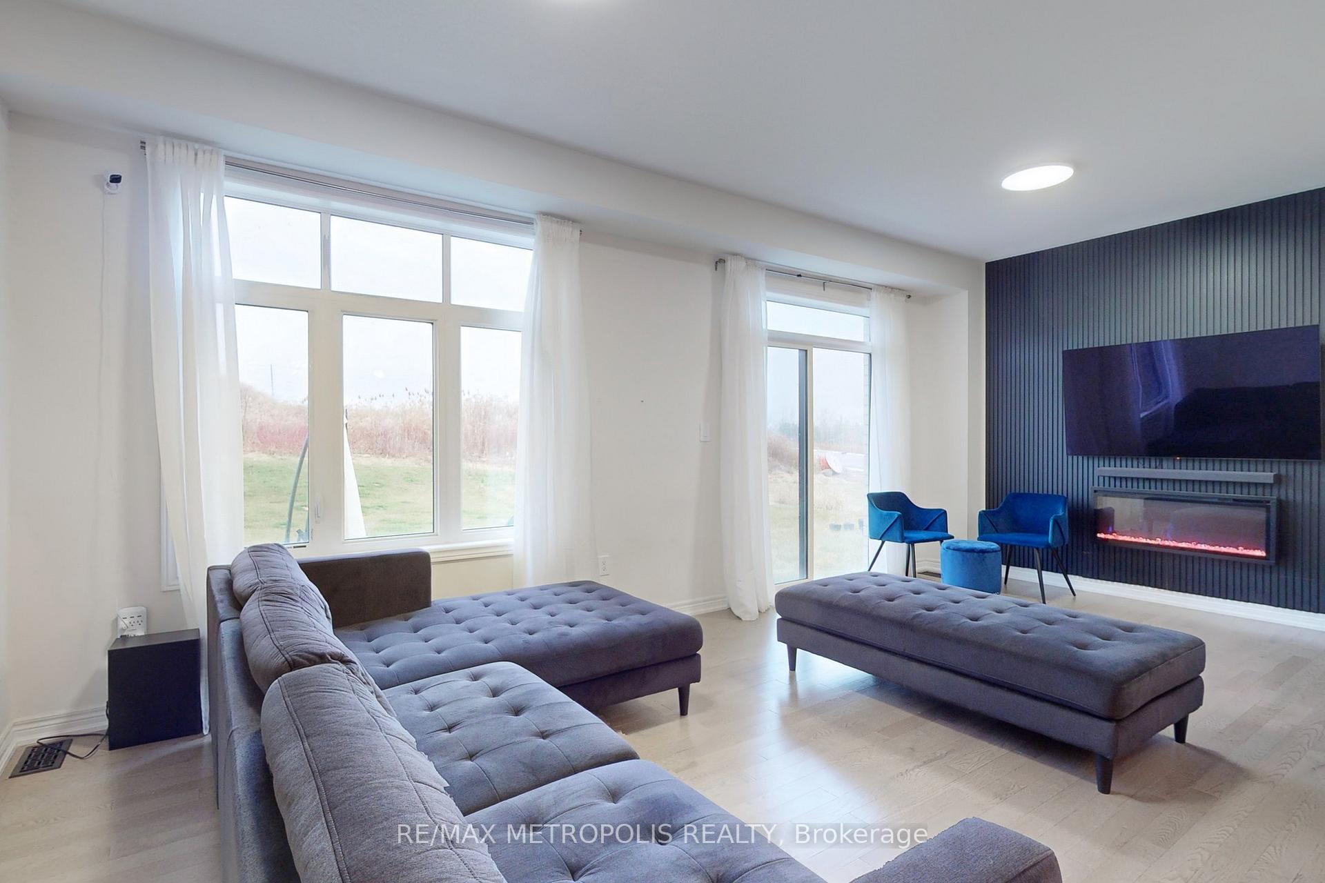 Photo 5 of 1286 Aquarius Trail, Pickering, Rural Pickering — HOMEH