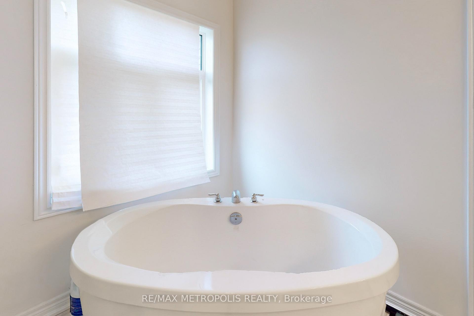 Photo 14 of 1286 Aquarius Trail, Pickering, Rural Pickering — HOMEH
