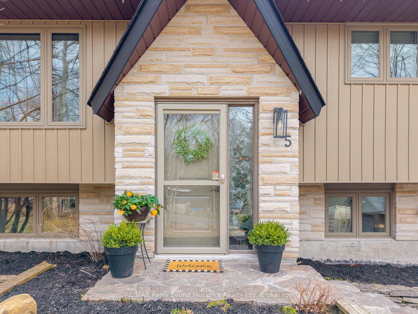 Photo 9 of 5 Hillview Drive, McDougall — HOMEH