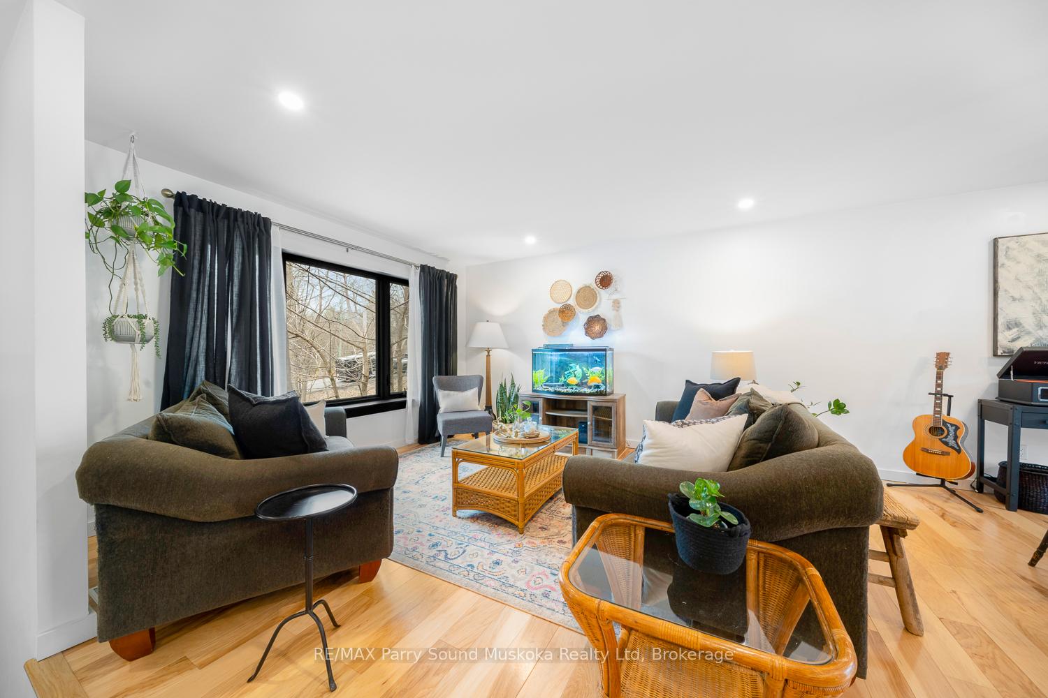 Photo 7 of 5 Hillview Drive, McDougall — HOMEH