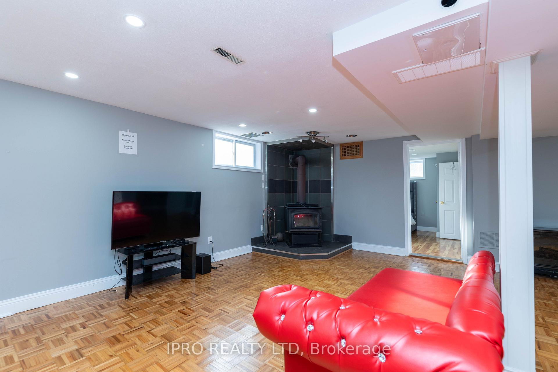 Photo 13 of 1281 Olde Base Line Road, Caledon, Cheltenham — HOMEH