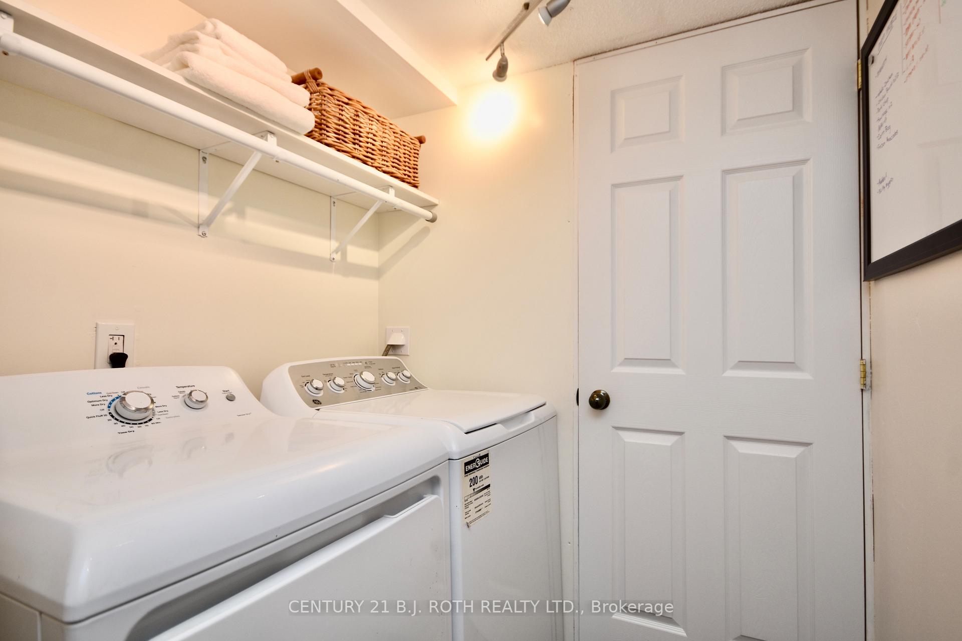 Photo 10 of 2 Lewis Lane, Barrie, Letitia Heights — HOMEH