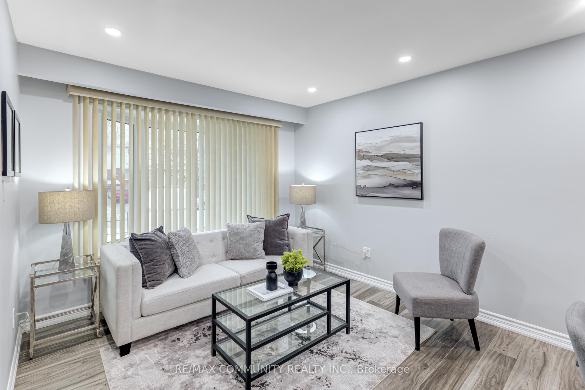Photo 11 of 421 Maplewood Drive, Oshawa, O'Neill — HOMEH