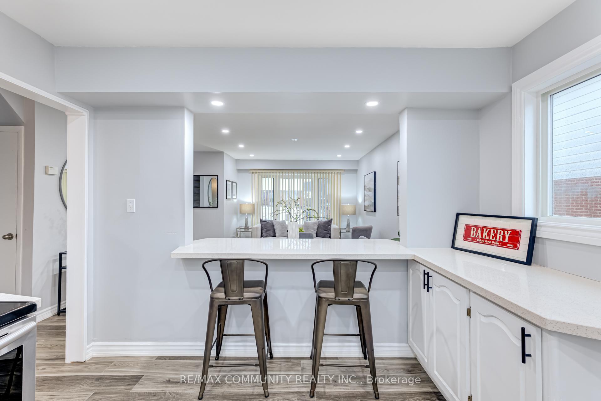 Photo 35 of 421 Maplewood Drive, Oshawa, O'Neill — HOMEH
