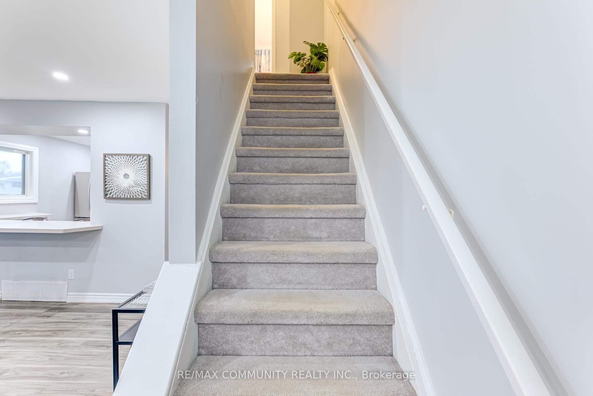 Photo 30 of 421 Maplewood Drive, Oshawa, O'Neill — HOMEH
