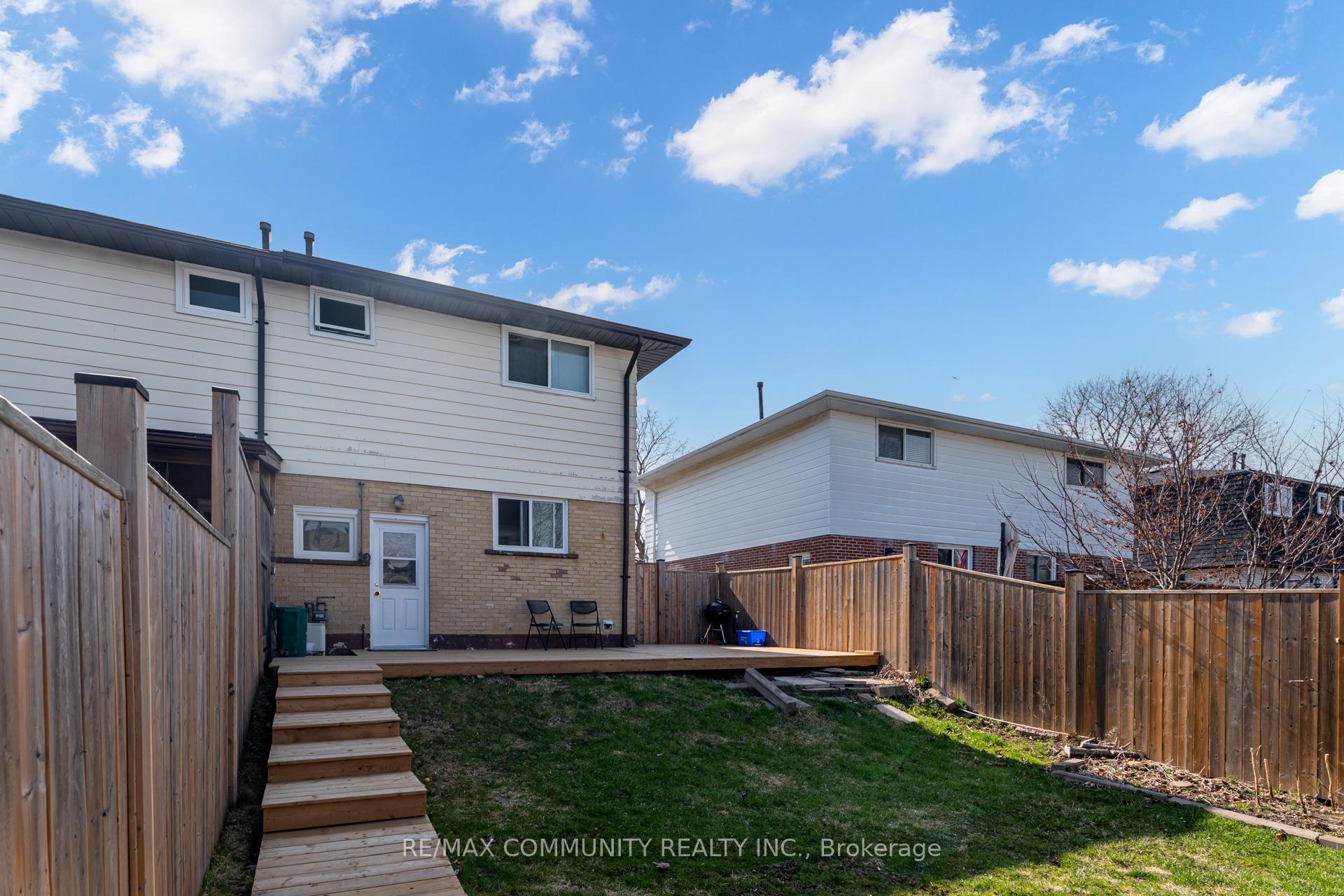 Photo 29 of 421 Maplewood Drive, Oshawa, O'Neill — HOMEH