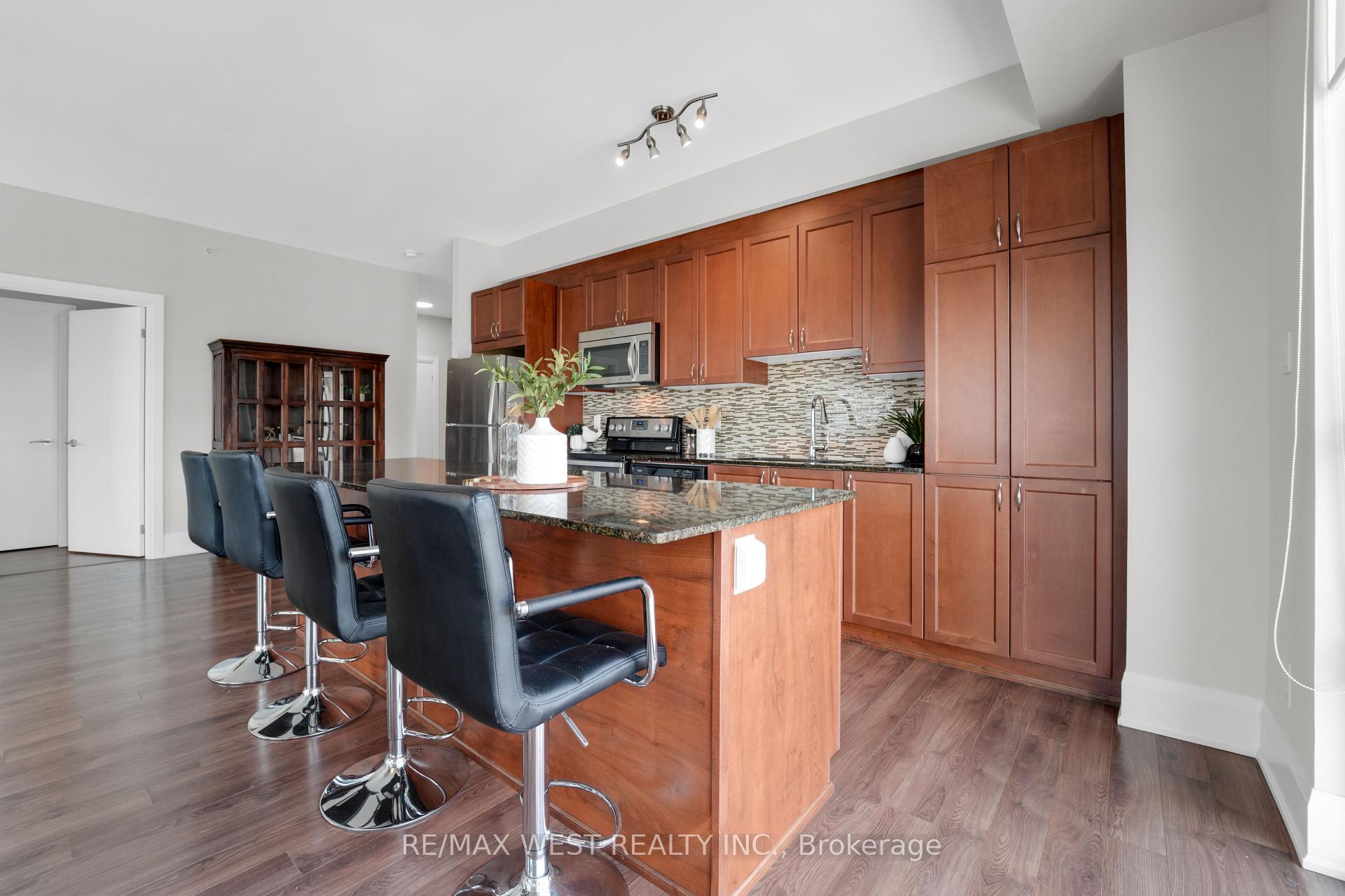 Photo 7 of Unit 903, 45 Yorkland Boulevard, Brampton, Goreway Drive Corridor — HOMEH
