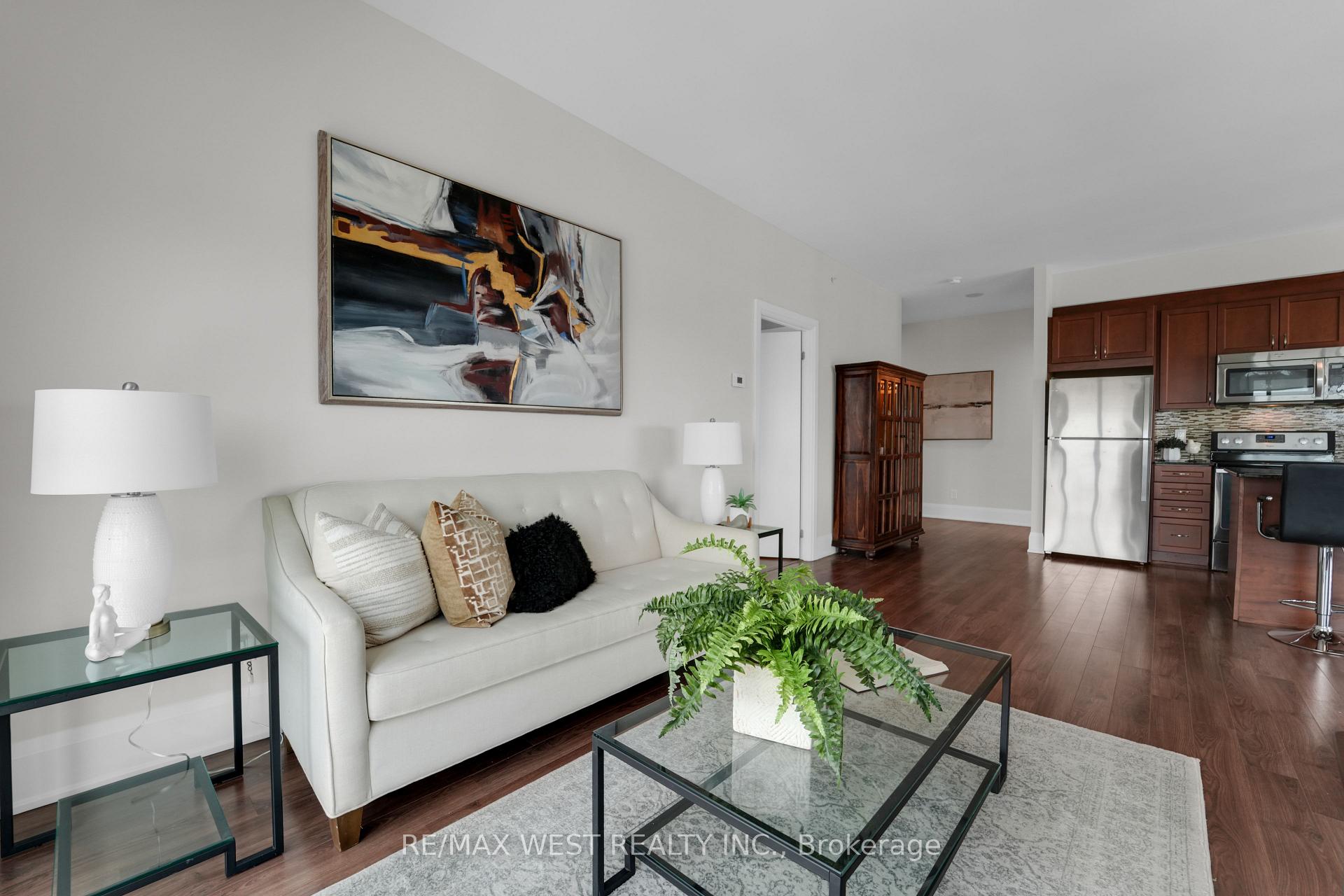 Photo 16 of Unit 903, 45 Yorkland Boulevard, Brampton, Goreway Drive Corridor — HOMEH