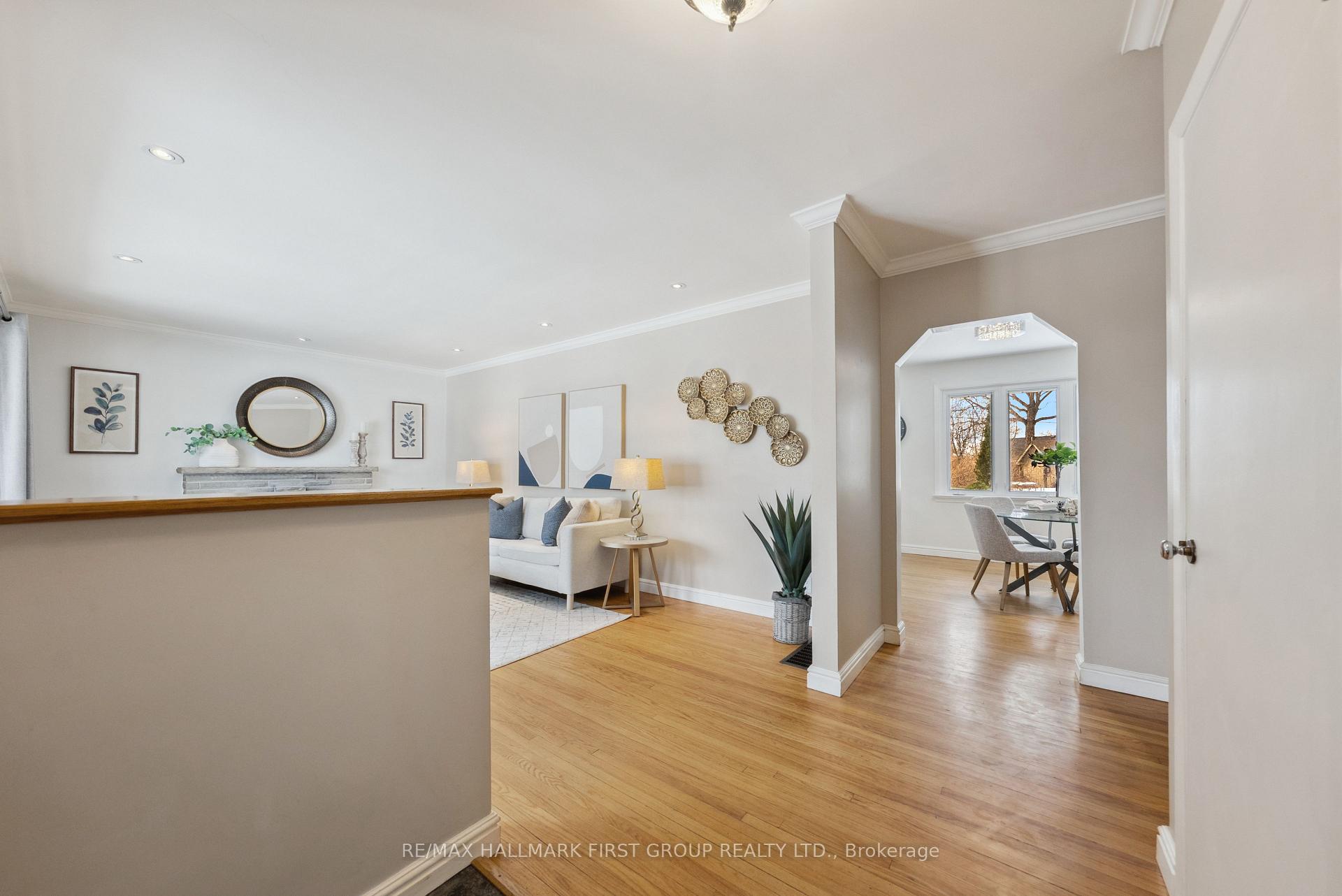Photo 6 of 810 Henry Street, Whitby, Downtown Whitby — HOMEH