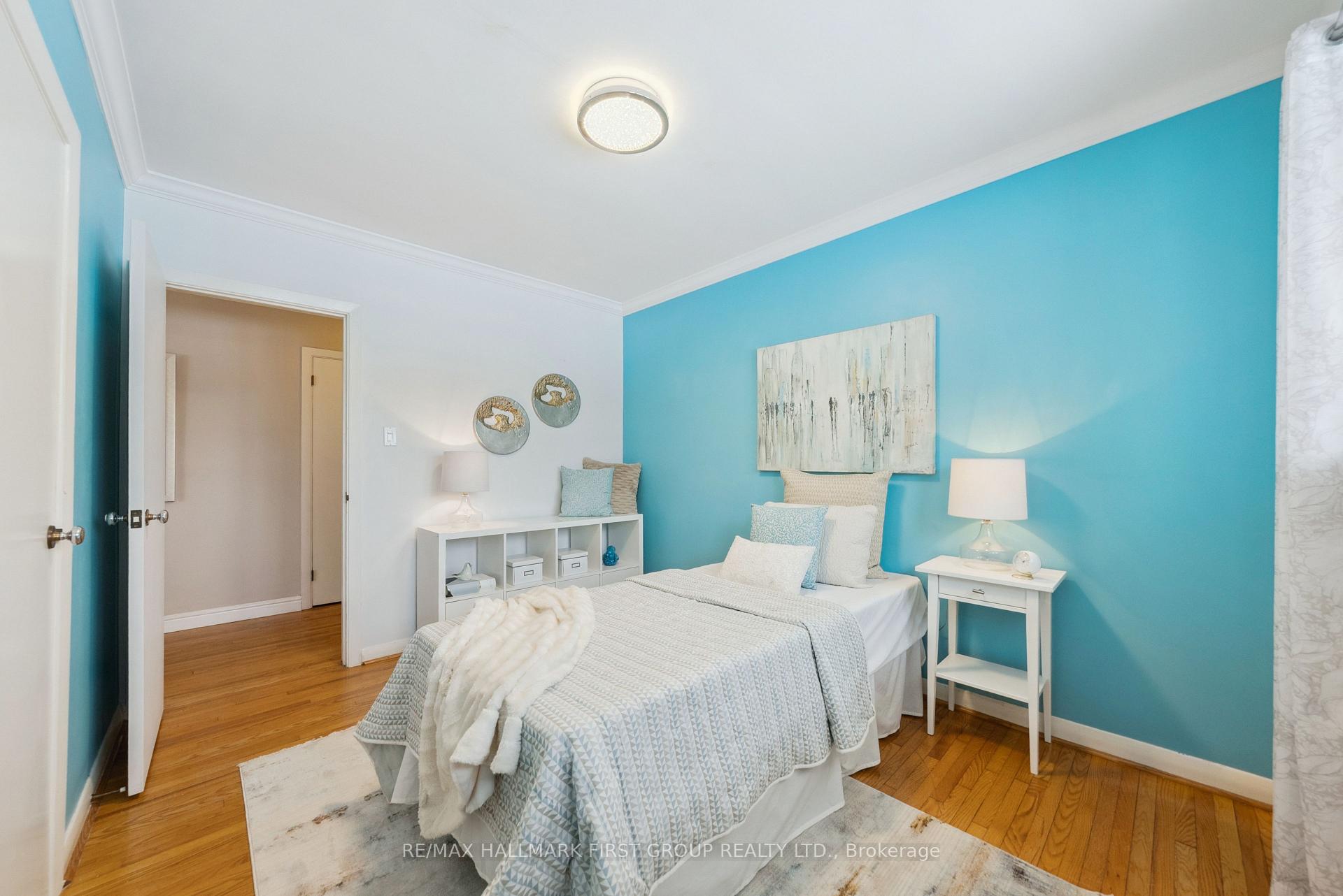 Photo 20 of 810 Henry Street, Whitby, Downtown Whitby — HOMEH