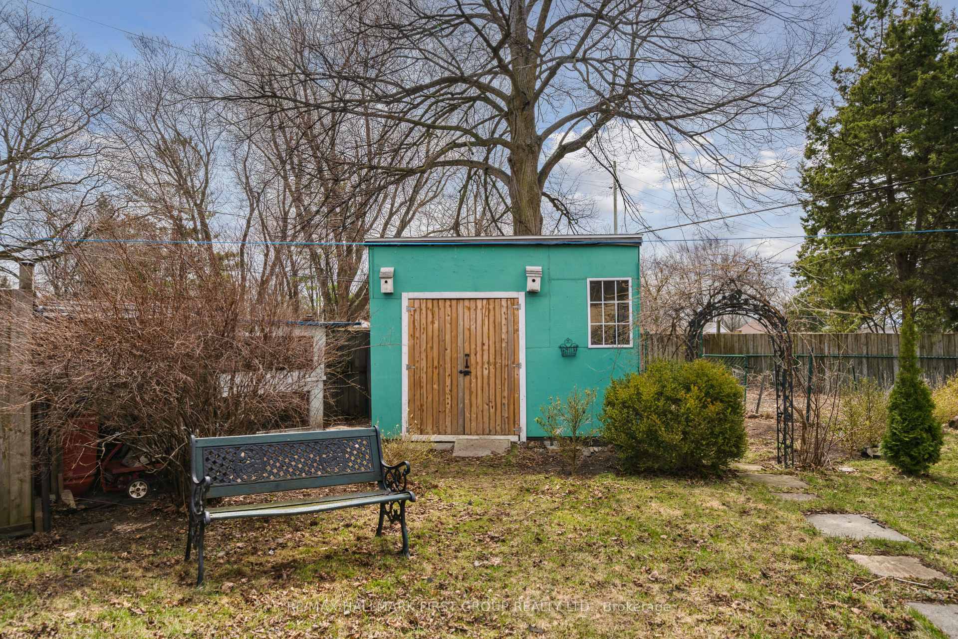 Photo 38 of 810 Henry Street, Whitby, Downtown Whitby — HOMEH