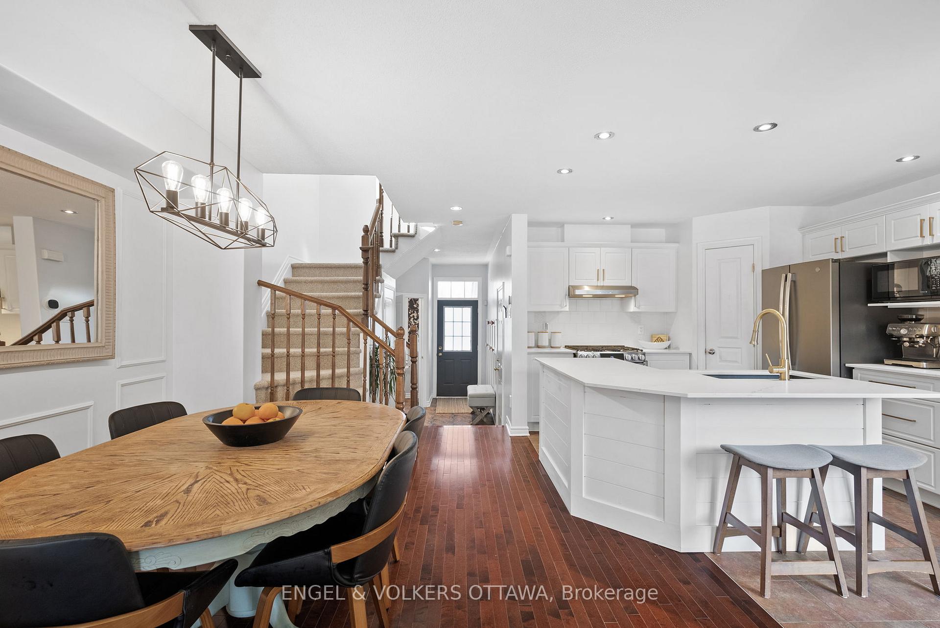 Photo 12 of 216 Bookton Place, Ottawa, Riverside South/Gloucester Glen — HOMEH