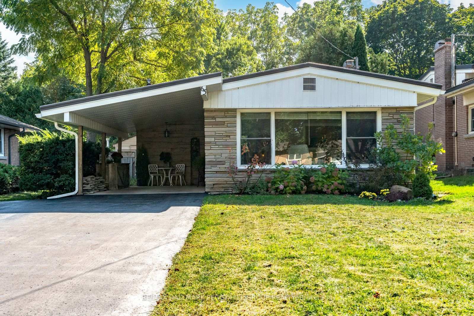 Photo 3 of 65 Melrose Avenue, Barrie, Codrington — HOMEH
