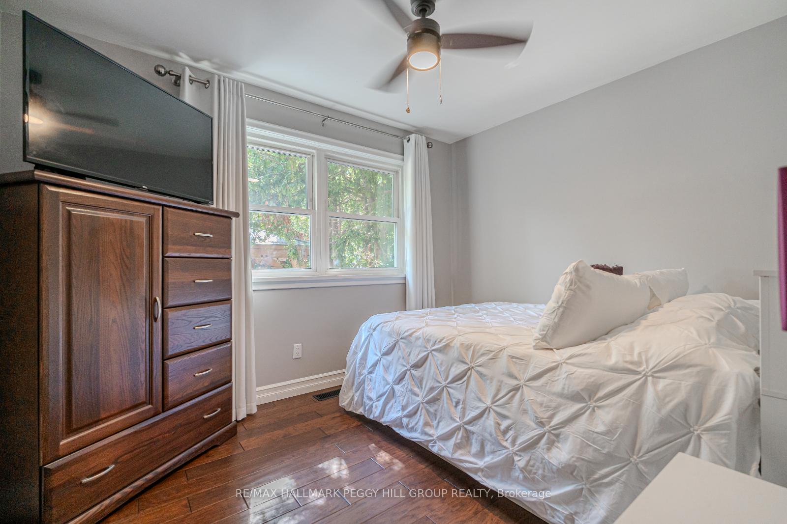 Photo 17 of 65 Melrose Avenue, Barrie, Codrington — HOMEH