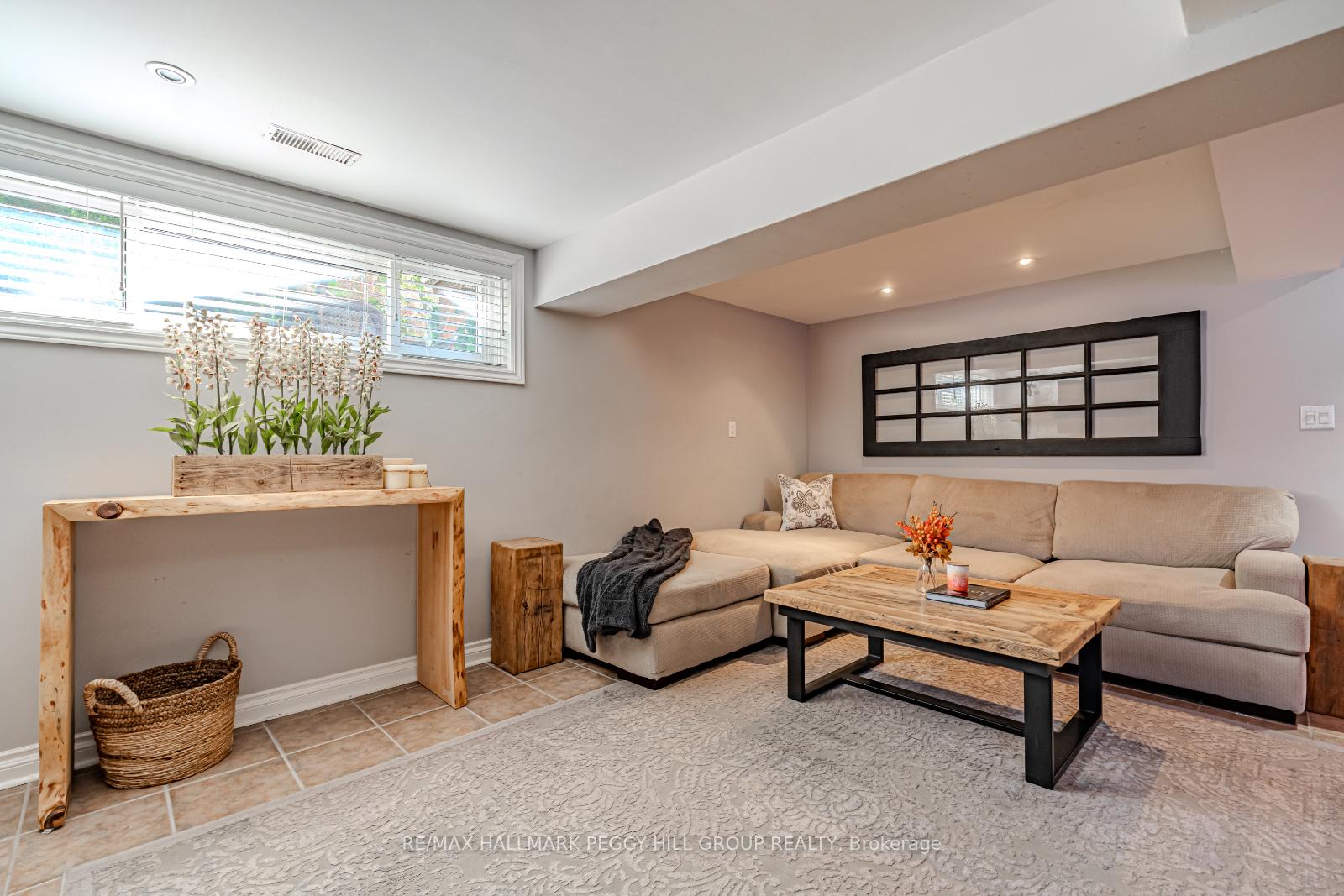 Photo 12 of 65 Melrose Avenue, Barrie, Codrington — HOMEH