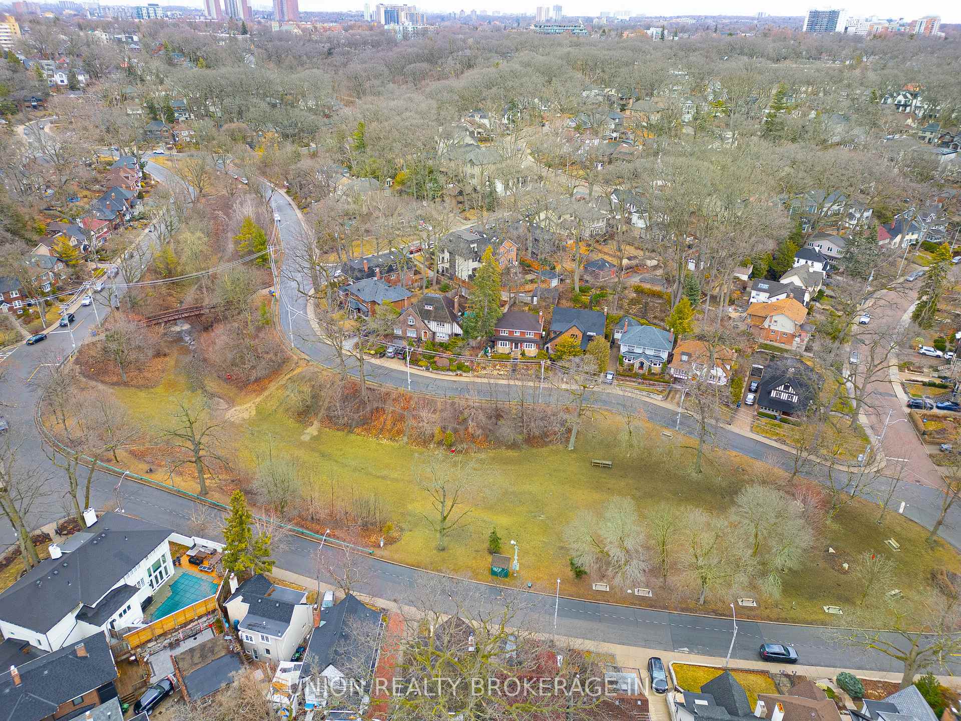 Photo 33 of 143 Hammersmith Avenue, Toronto, The Beaches — HOMEH