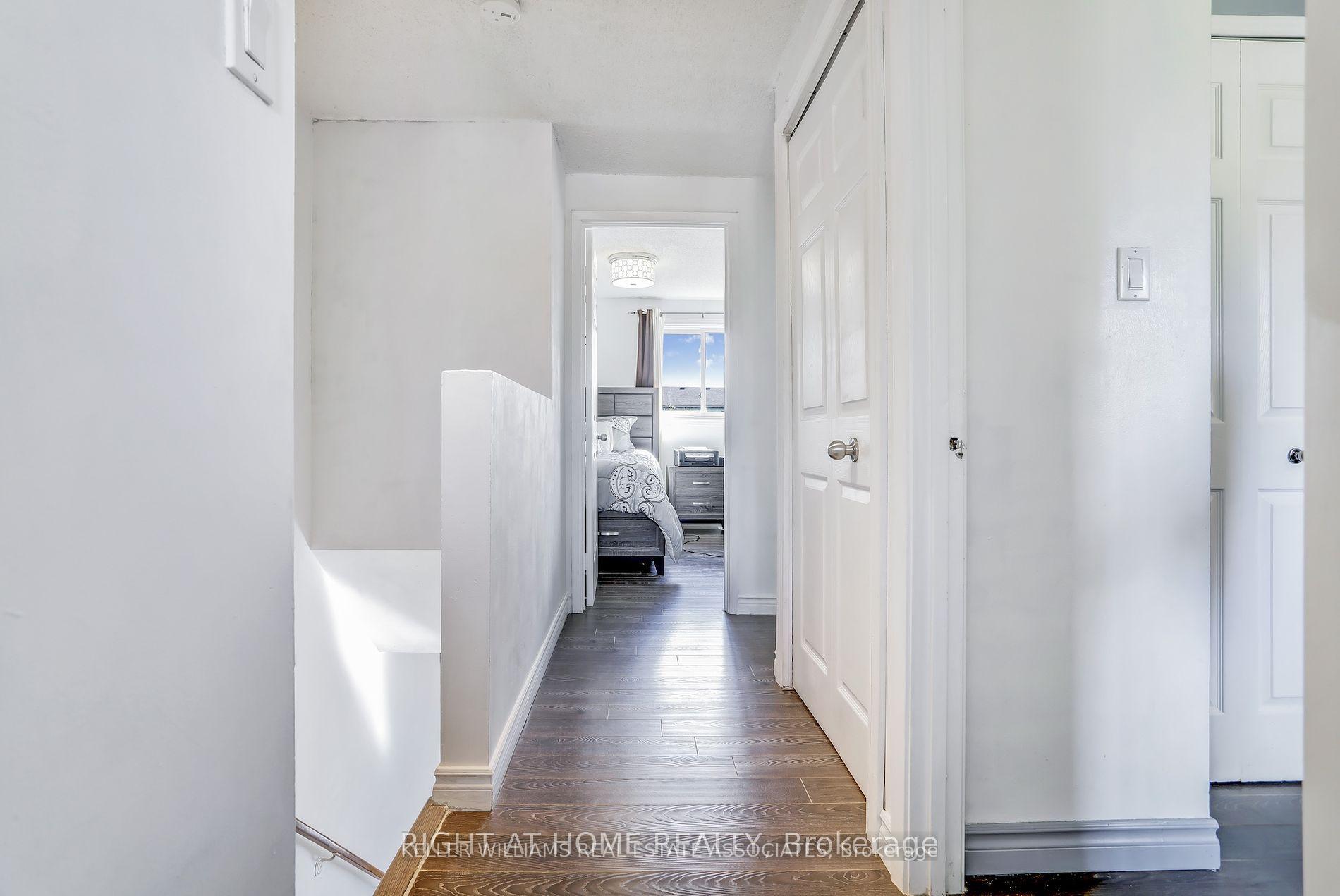 Photo 7 of Unit 1, 413 Bairstow Crescent, Waterloo, Lincoln Village — HOMEH