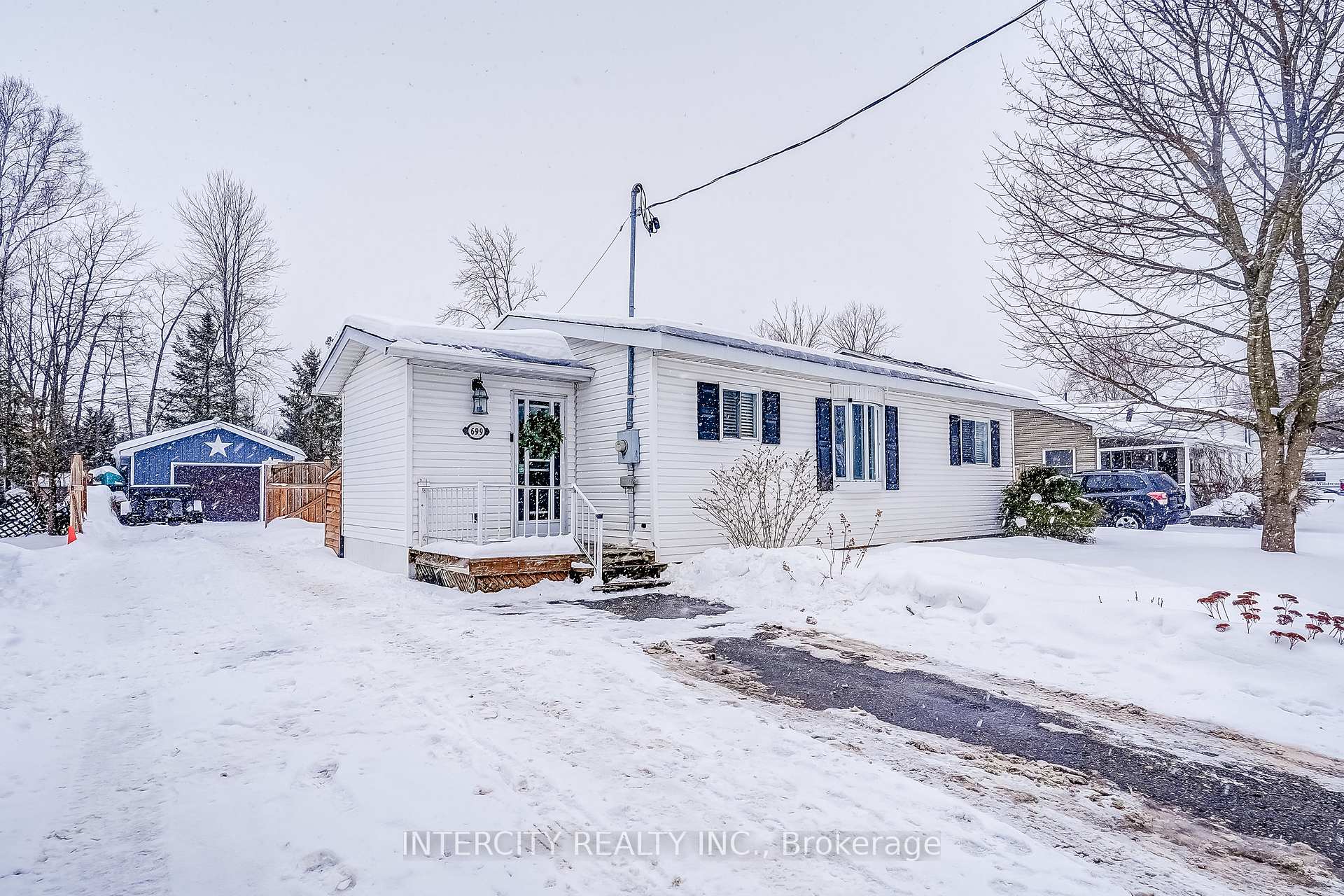 Front of 699 Burton Drive