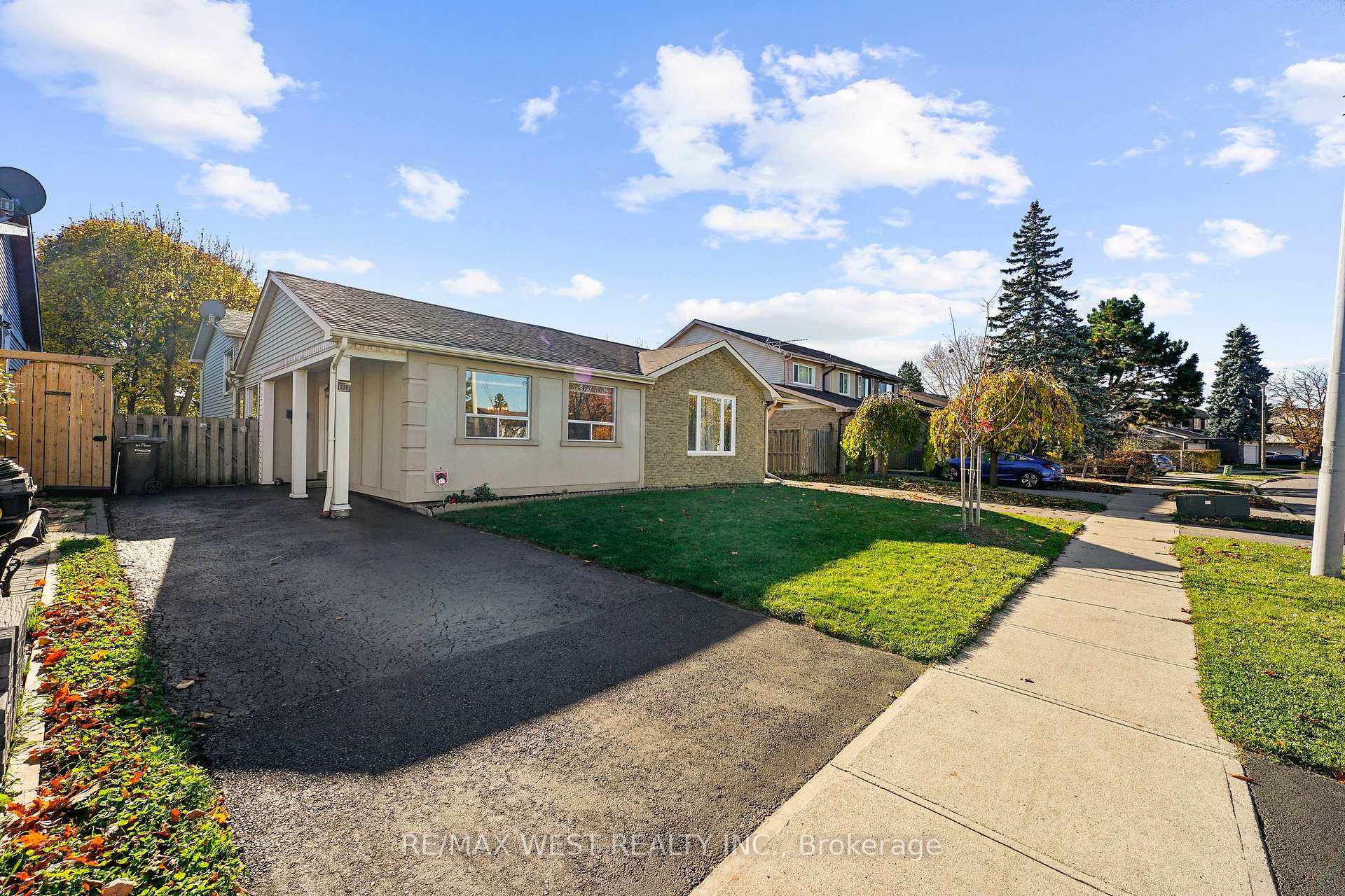 Photo 7 of 239 Hansen Road, Brampton, Madoc — HOMEH
