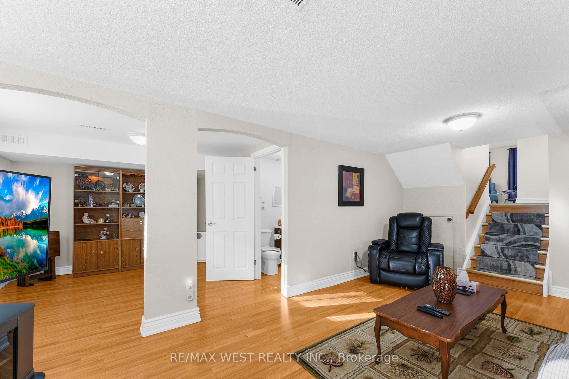 Photo 20 of 239 Hansen Road, Brampton, Madoc — HOMEH