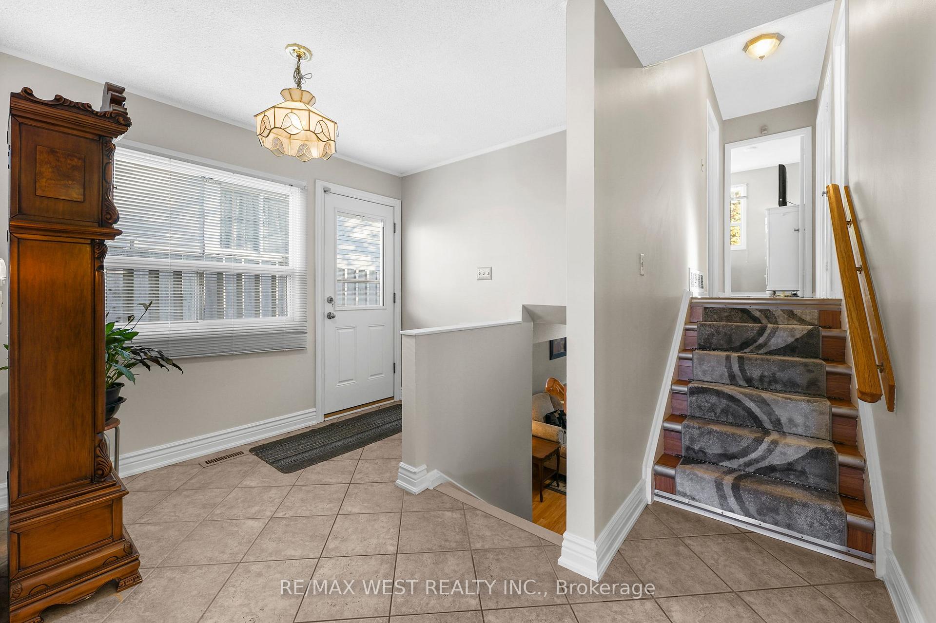 Photo 19 of 239 Hansen Road, Brampton, Madoc — HOMEH