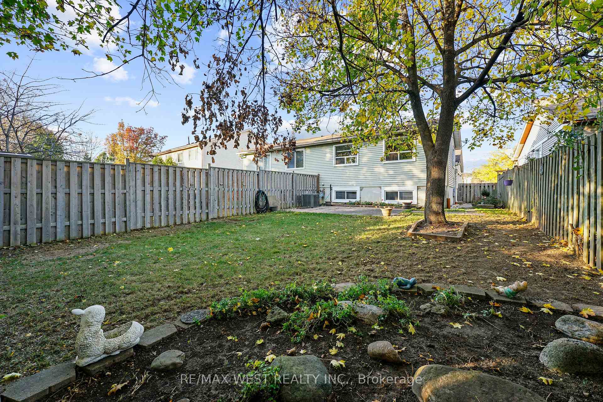 Photo 37 of 239 Hansen Road, Brampton, Madoc — HOMEH
