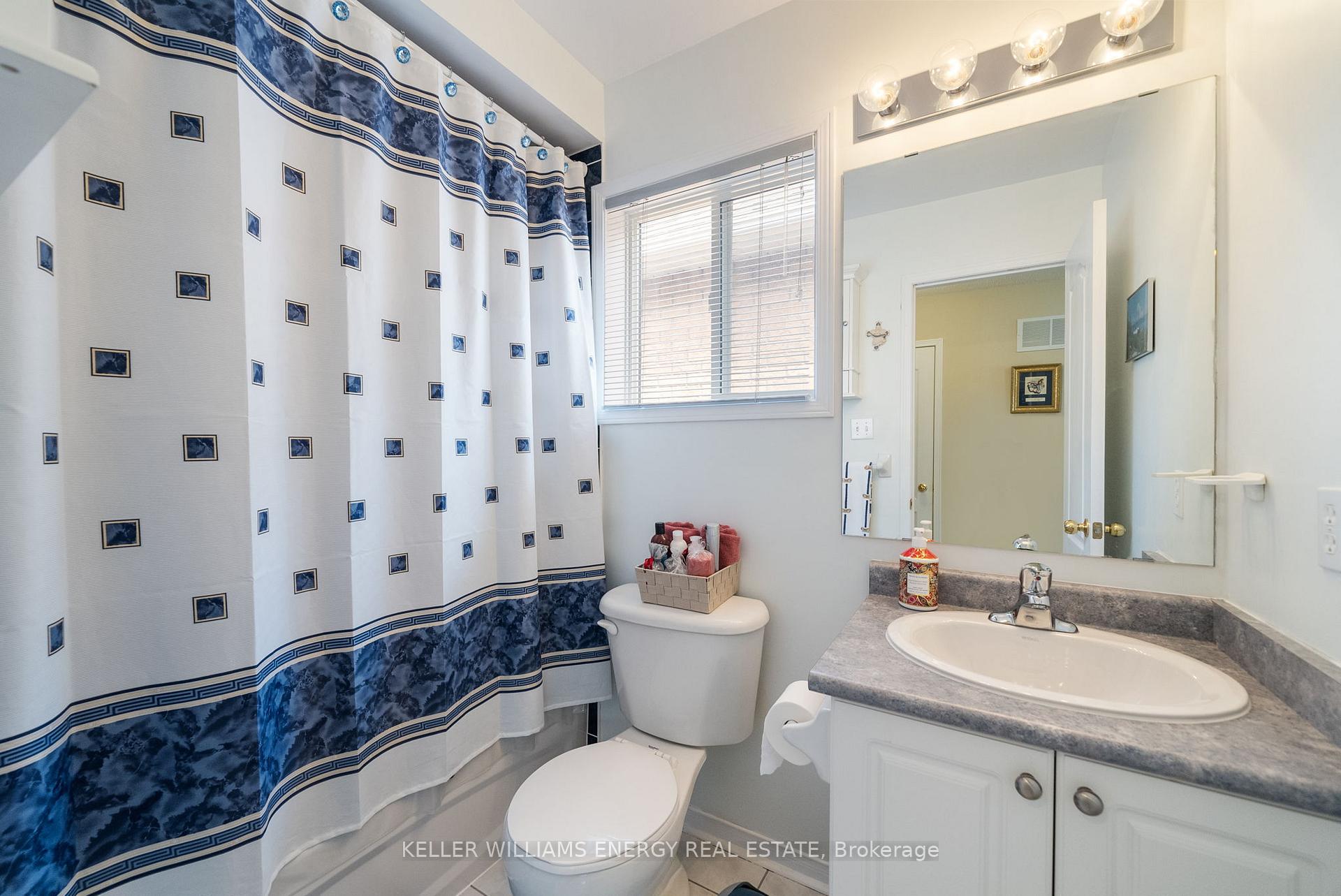 Photo 11 of 42 Harmer Drive, Clarington, Newcastle — HOMEH