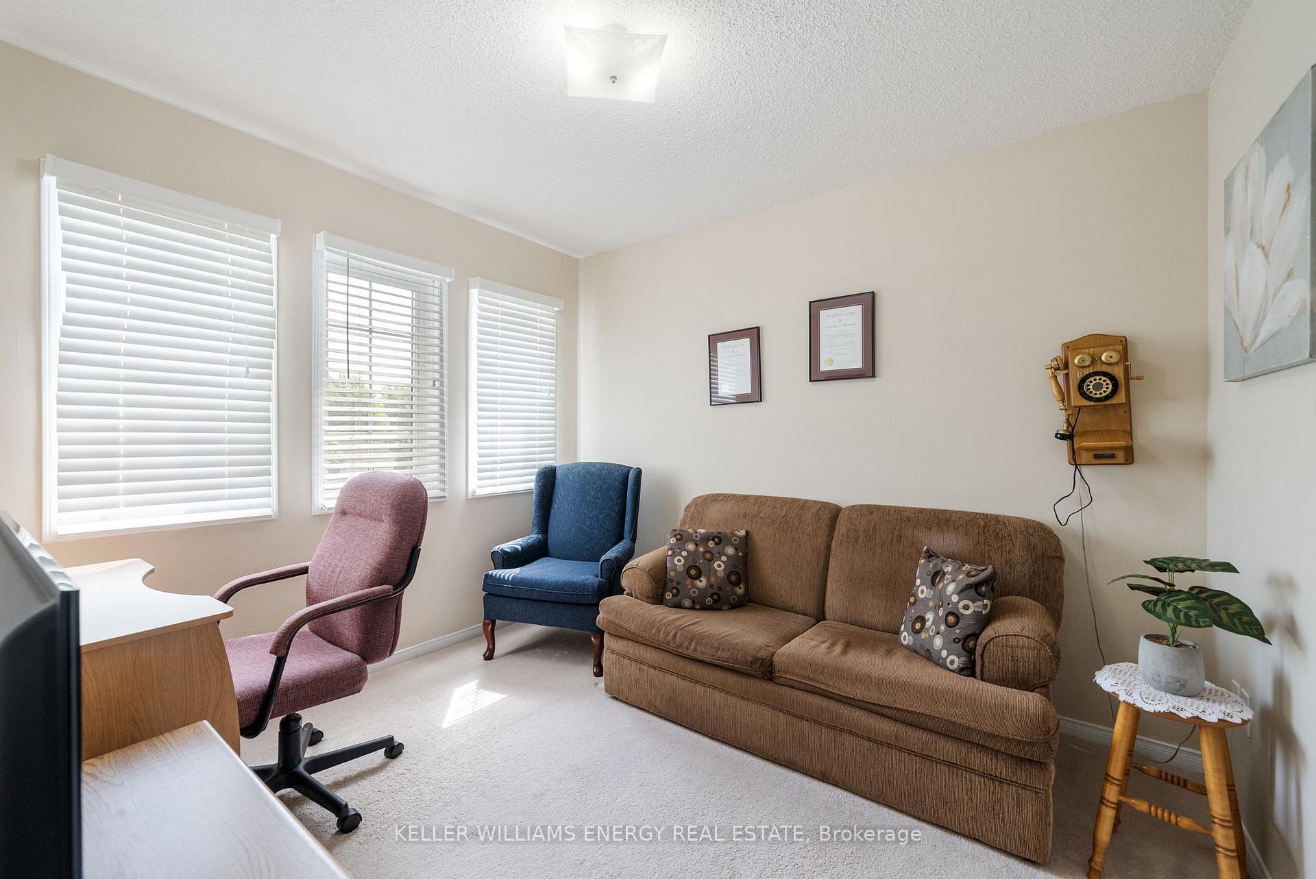 Photo 12 of 42 Harmer Drive, Clarington, Newcastle — HOMEH