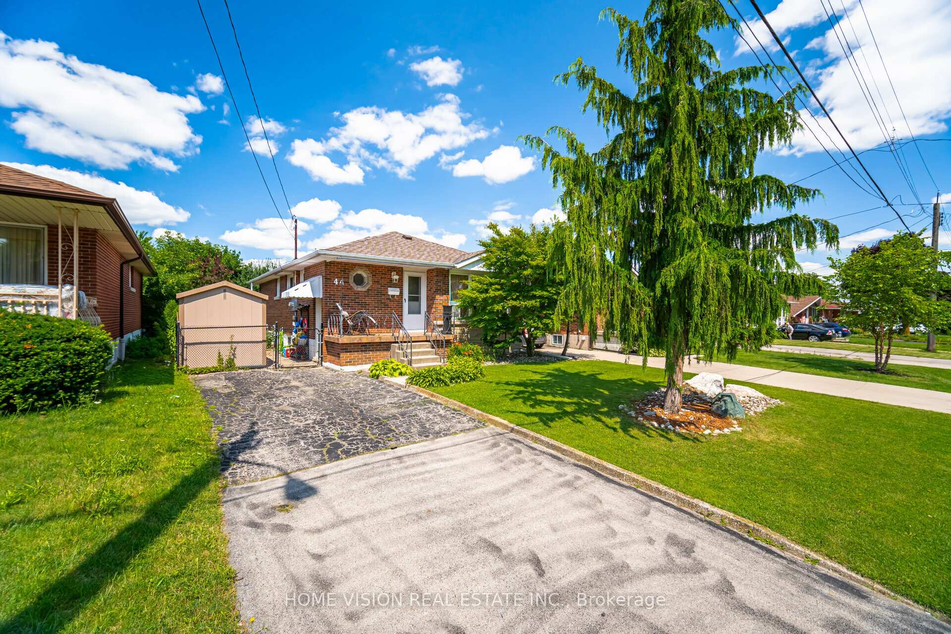 Photo 1 of 44 Clarendon Avenue, Hamilton, Balfour — HOMEH