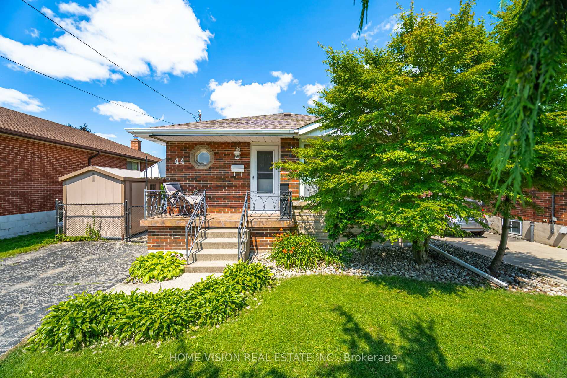 Photo 17 of 44 Clarendon Avenue, Hamilton, Balfour — HOMEH