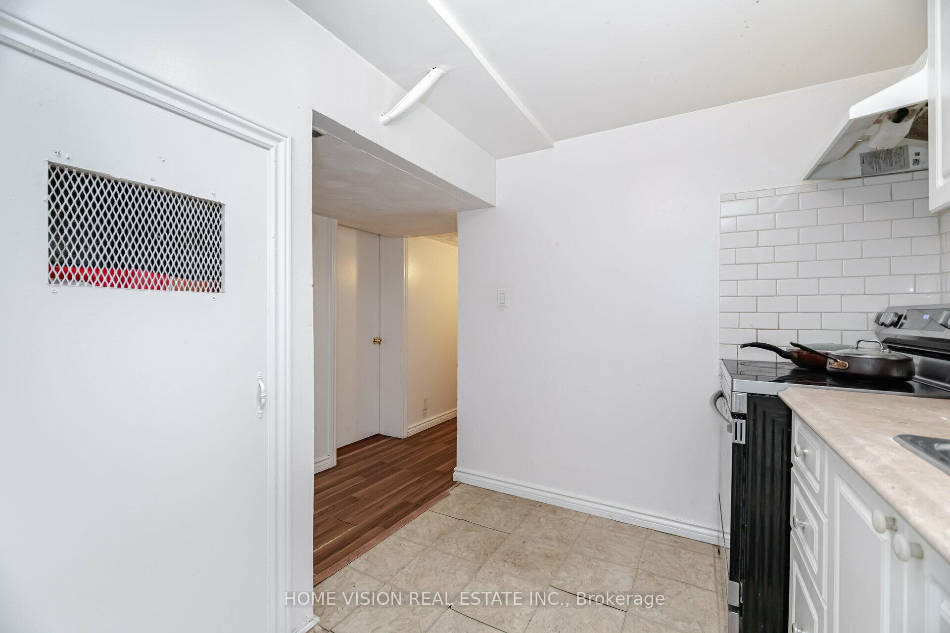 Photo 27 of 44 Clarendon Avenue, Hamilton, Balfour — HOMEH