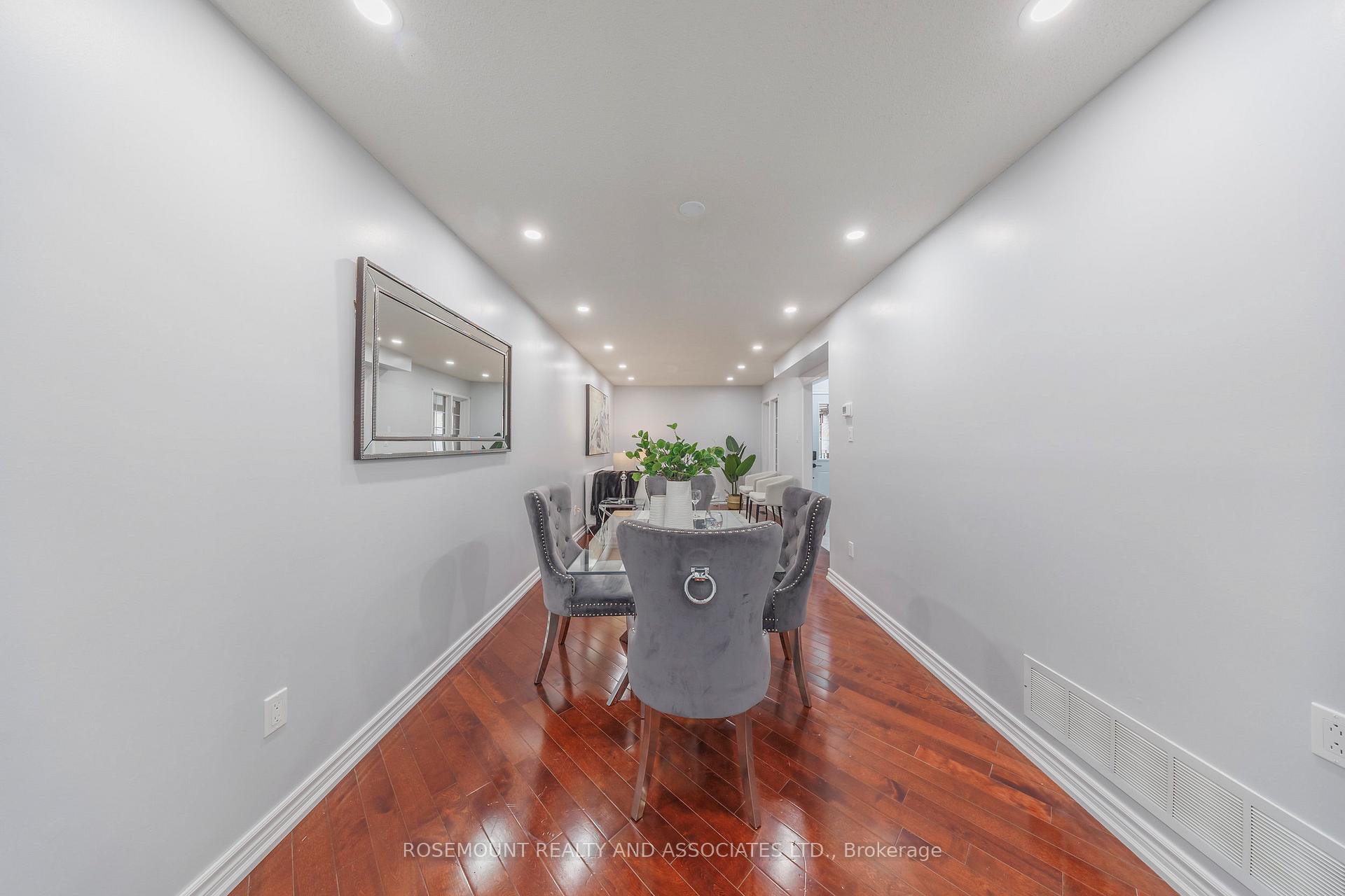 Photo 10 of 45 Connery Crescent, Markham, Middlefield — HOMEH