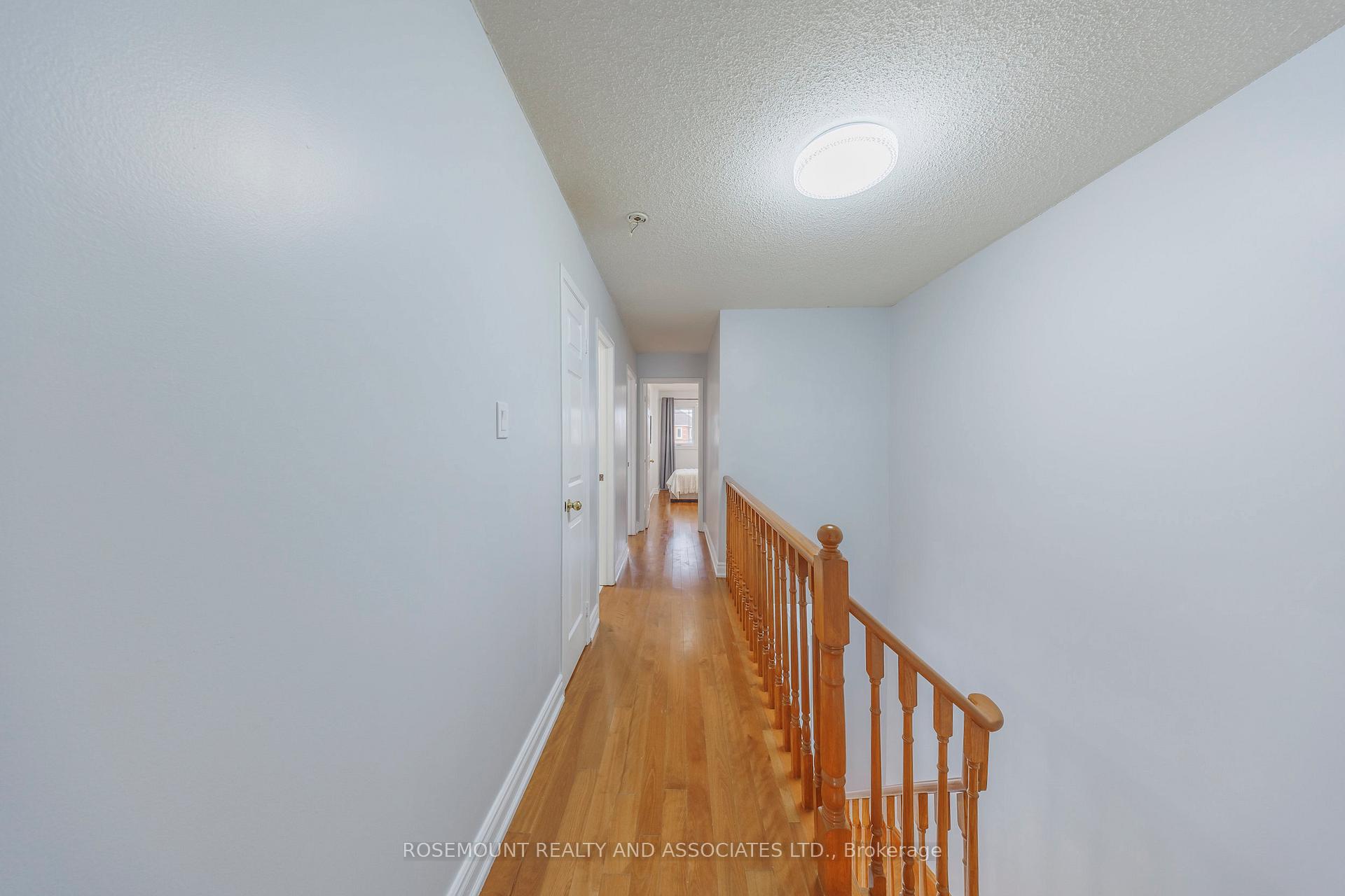 Photo 17 of 45 Connery Crescent, Markham, Middlefield — HOMEH