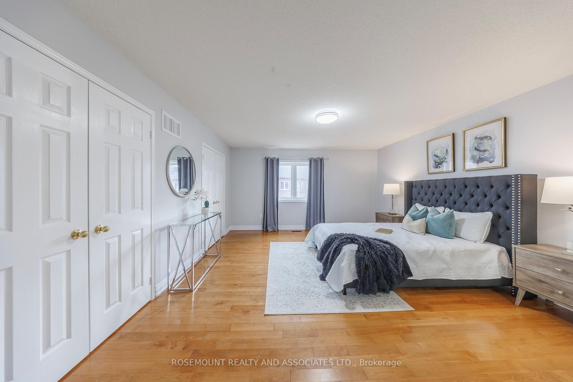 Photo 20 of 45 Connery Crescent, Markham, Middlefield — HOMEH