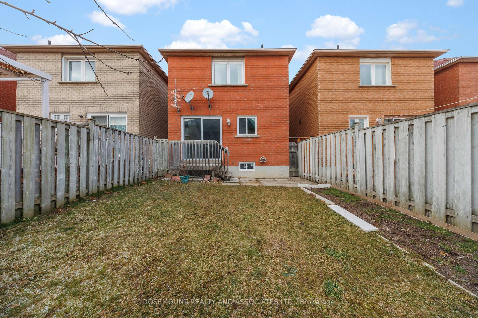 Photo 30 of 45 Connery Crescent, Markham, Middlefield — HOMEH