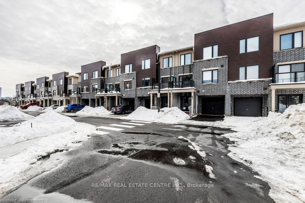 Photo 2 of 81 Dryden Lane, Hamilton, McQuesten — HOMEH