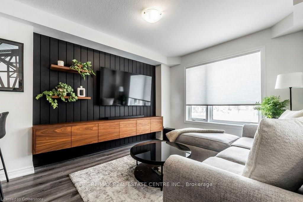 Photo 9 of 81 Dryden Lane, Hamilton, McQuesten — HOMEH