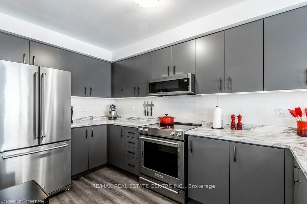 Photo 10 of 81 Dryden Lane, Hamilton, McQuesten — HOMEH