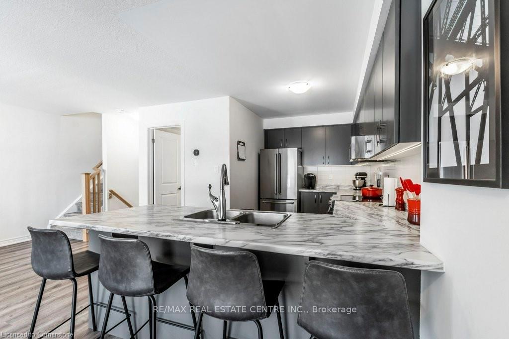 Photo 37 of 81 Dryden Lane, Hamilton, McQuesten — HOMEH