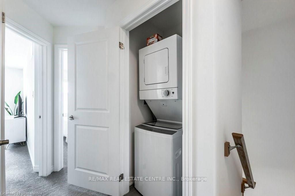 Photo 24 of 81 Dryden Lane, Hamilton, McQuesten — HOMEH