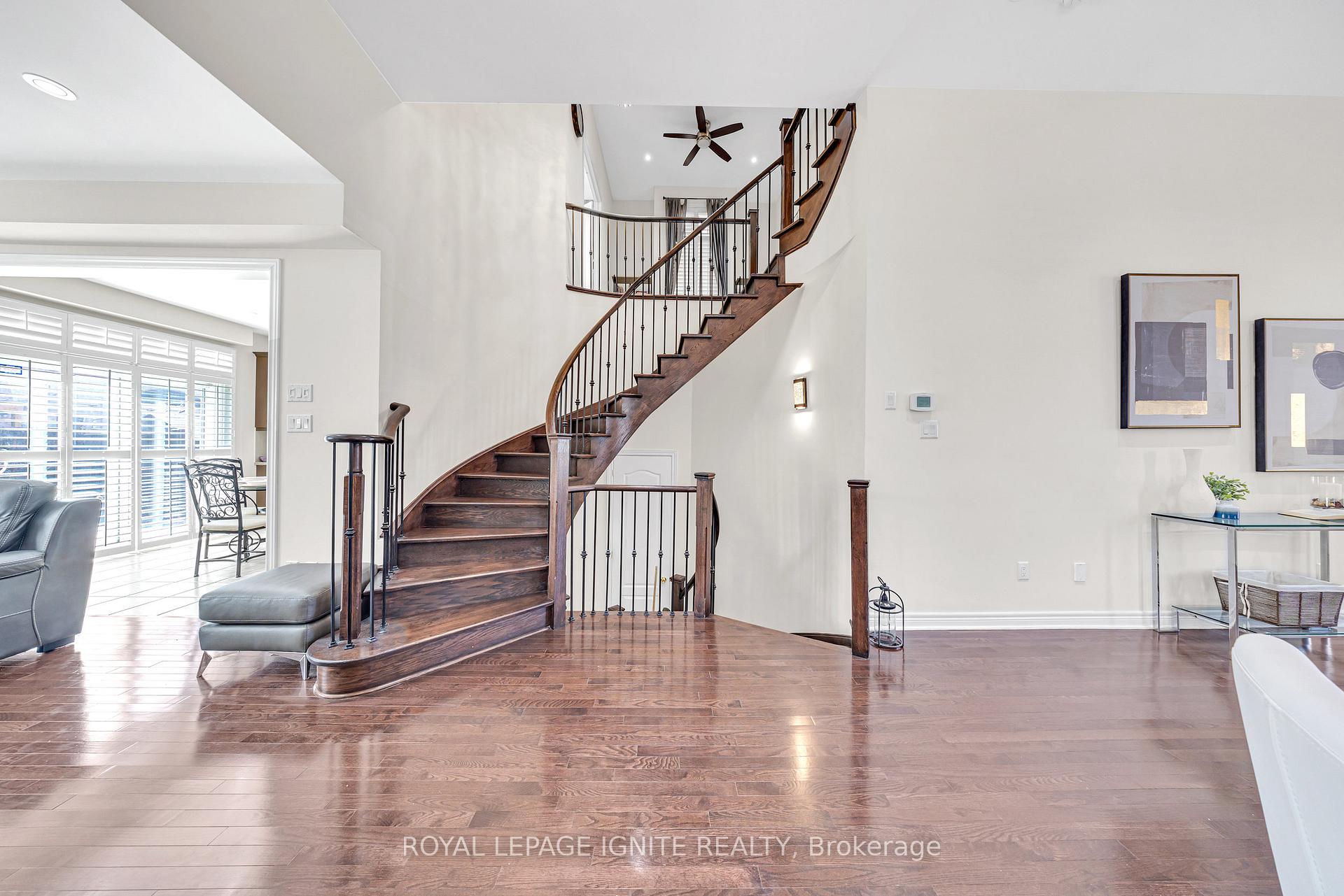 Photo 5 of 30 Bellotti Crescent, Ajax, Northeast Ajax — HOMEH