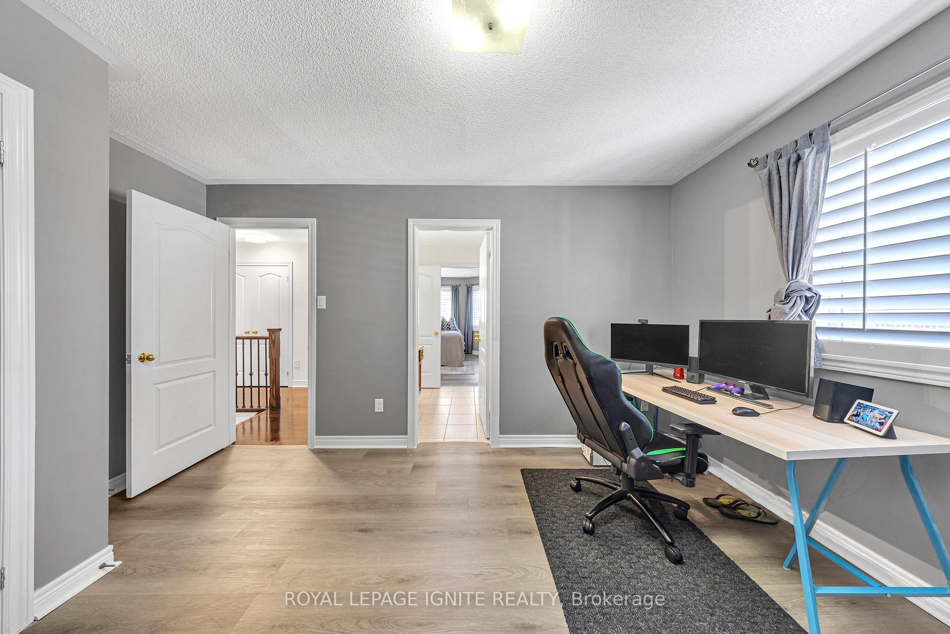 Photo 25 of 30 Bellotti Crescent, Ajax, Northeast Ajax — HOMEH