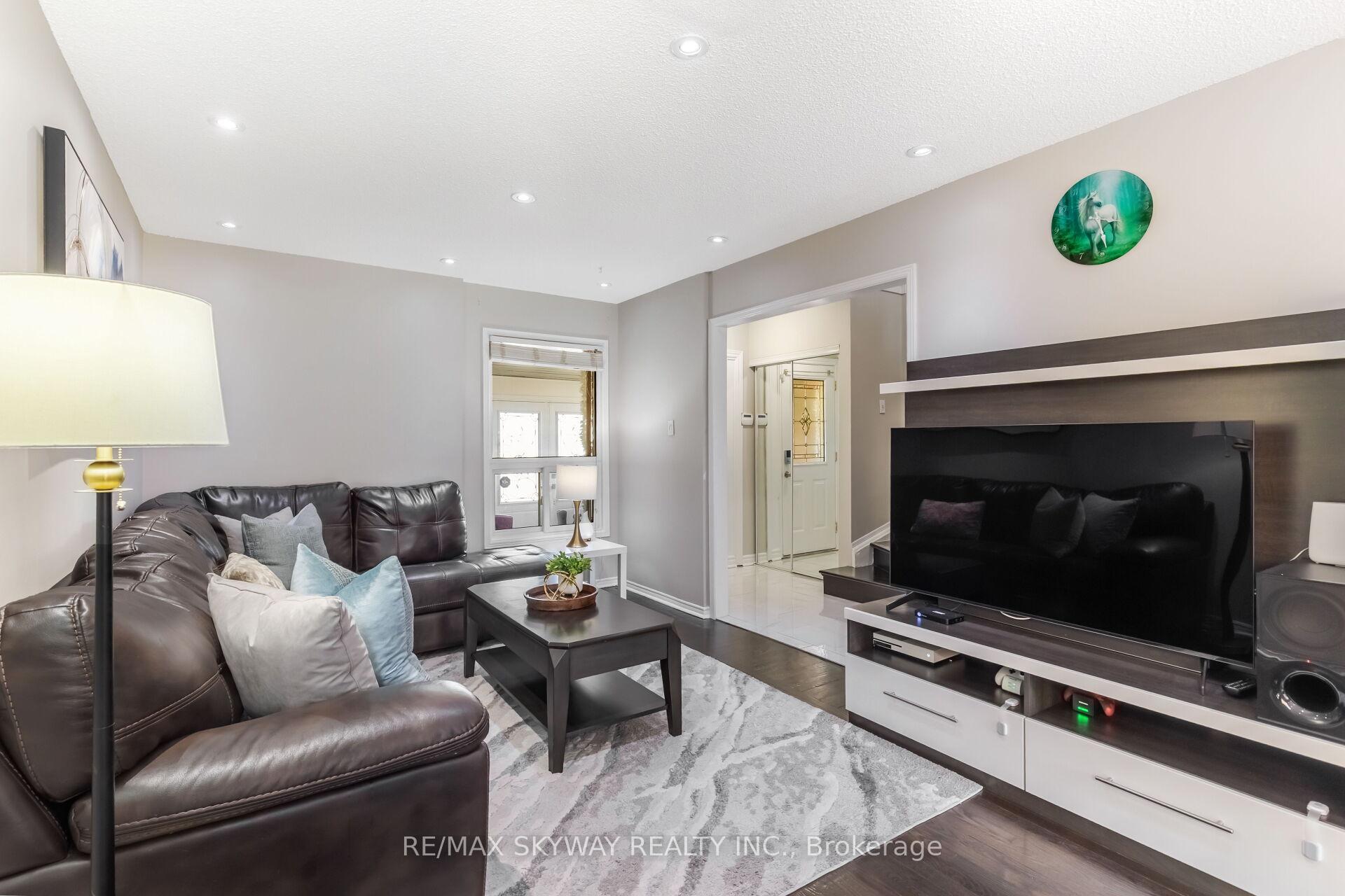 Photo 16 of 104 Sandmere Avenue, Brampton, Heart Lake West — HOMEH