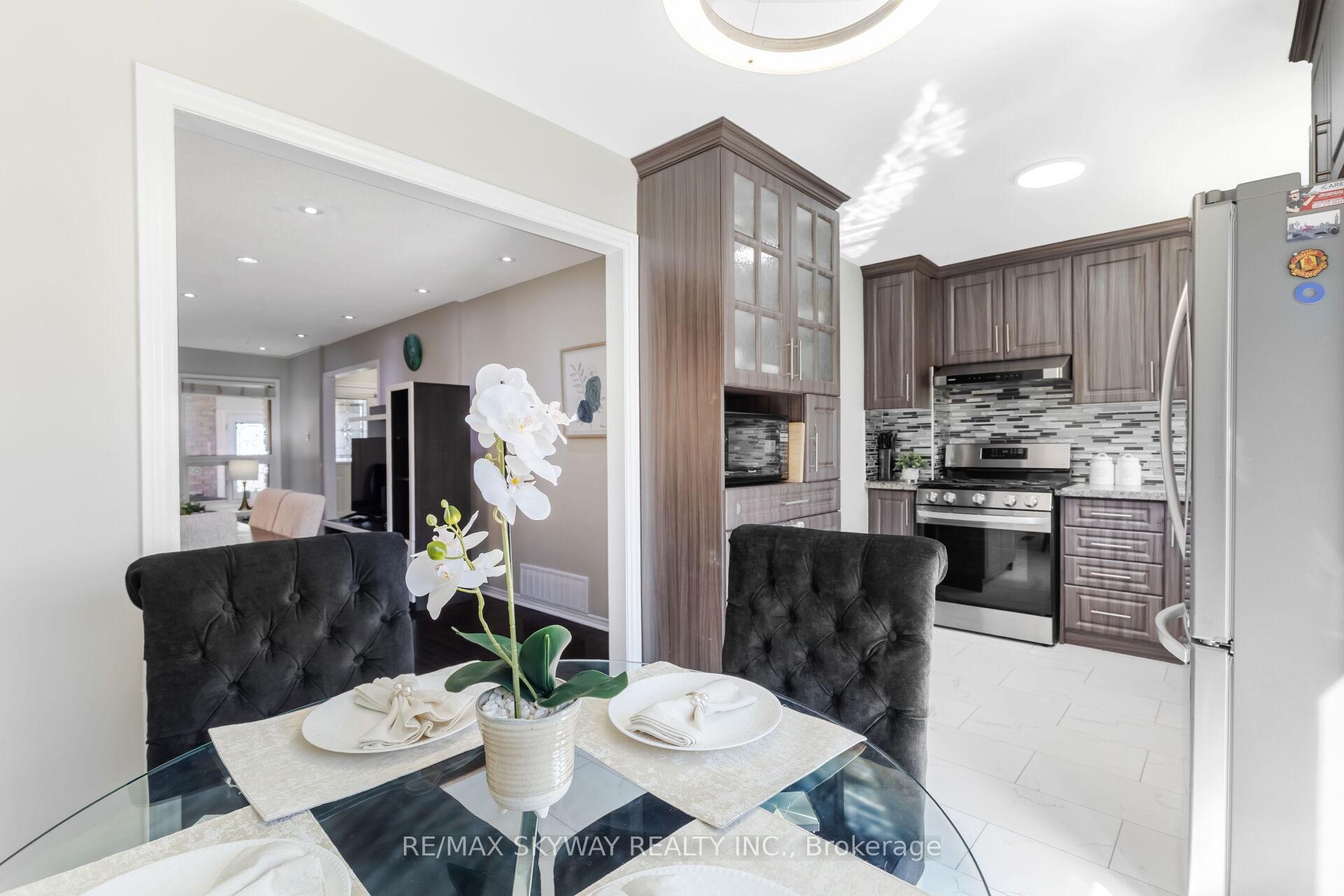 Photo 25 of 104 Sandmere Avenue, Brampton, Heart Lake West — HOMEH