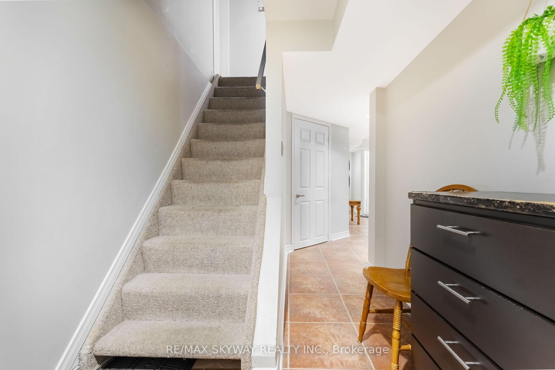 Photo 28 of 104 Sandmere Avenue, Brampton, Heart Lake West — HOMEH